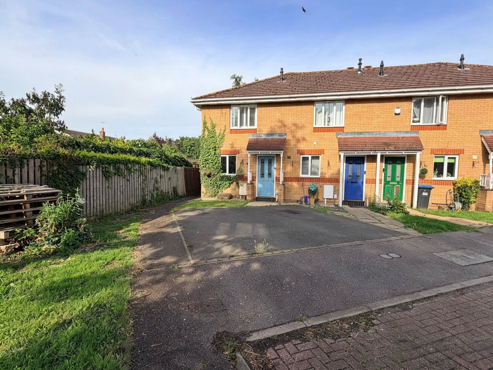 End Of Terrace House in Newport Pagnell
