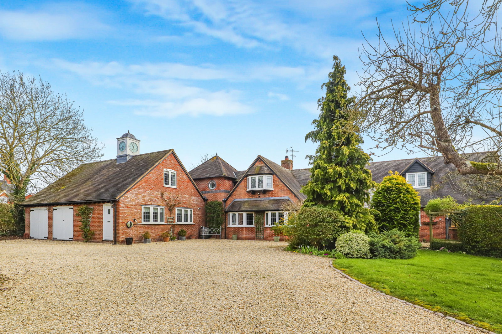 Detached House in Stratford-upon-Avon