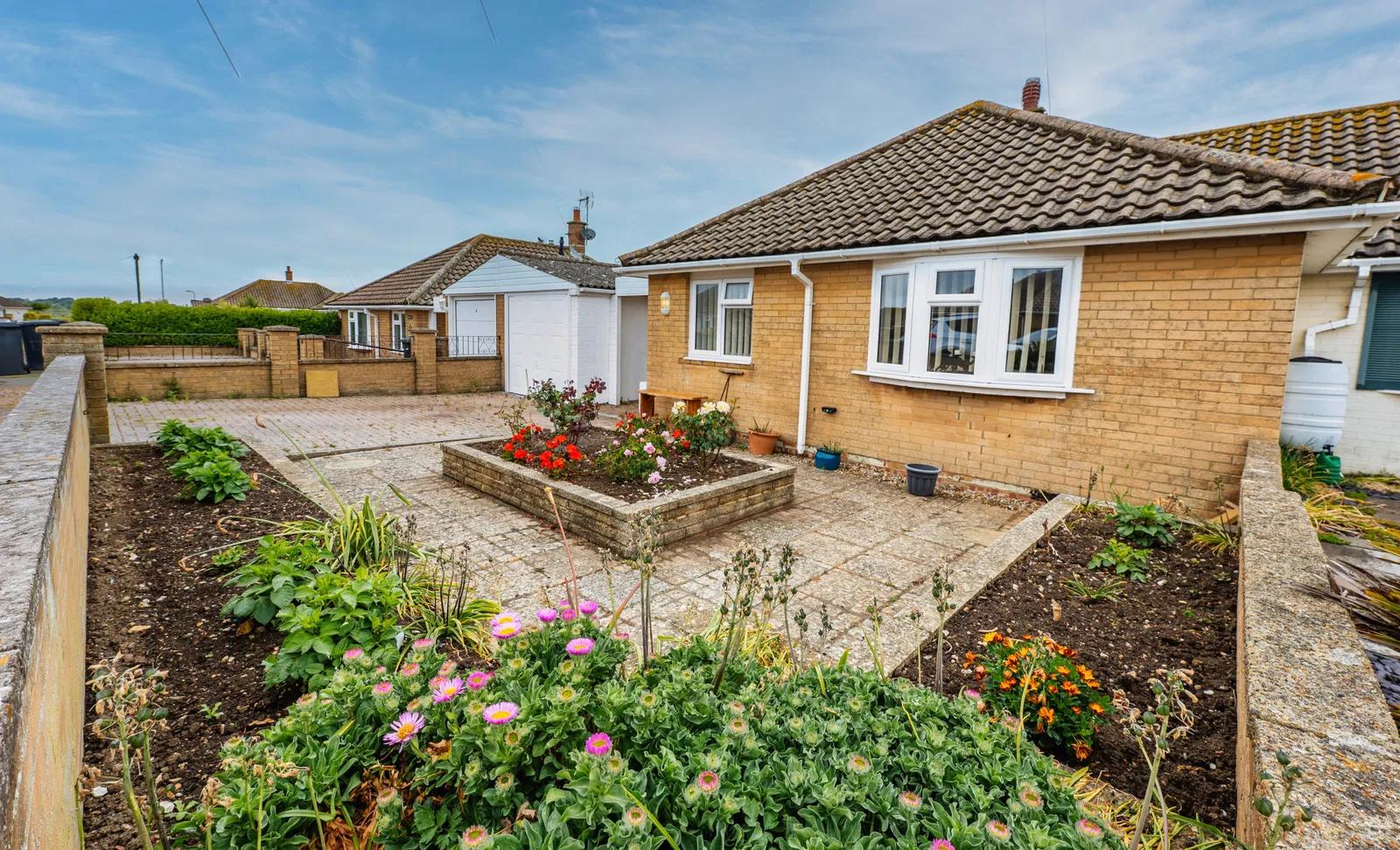 Semi Detached Bungalow in Pevensey