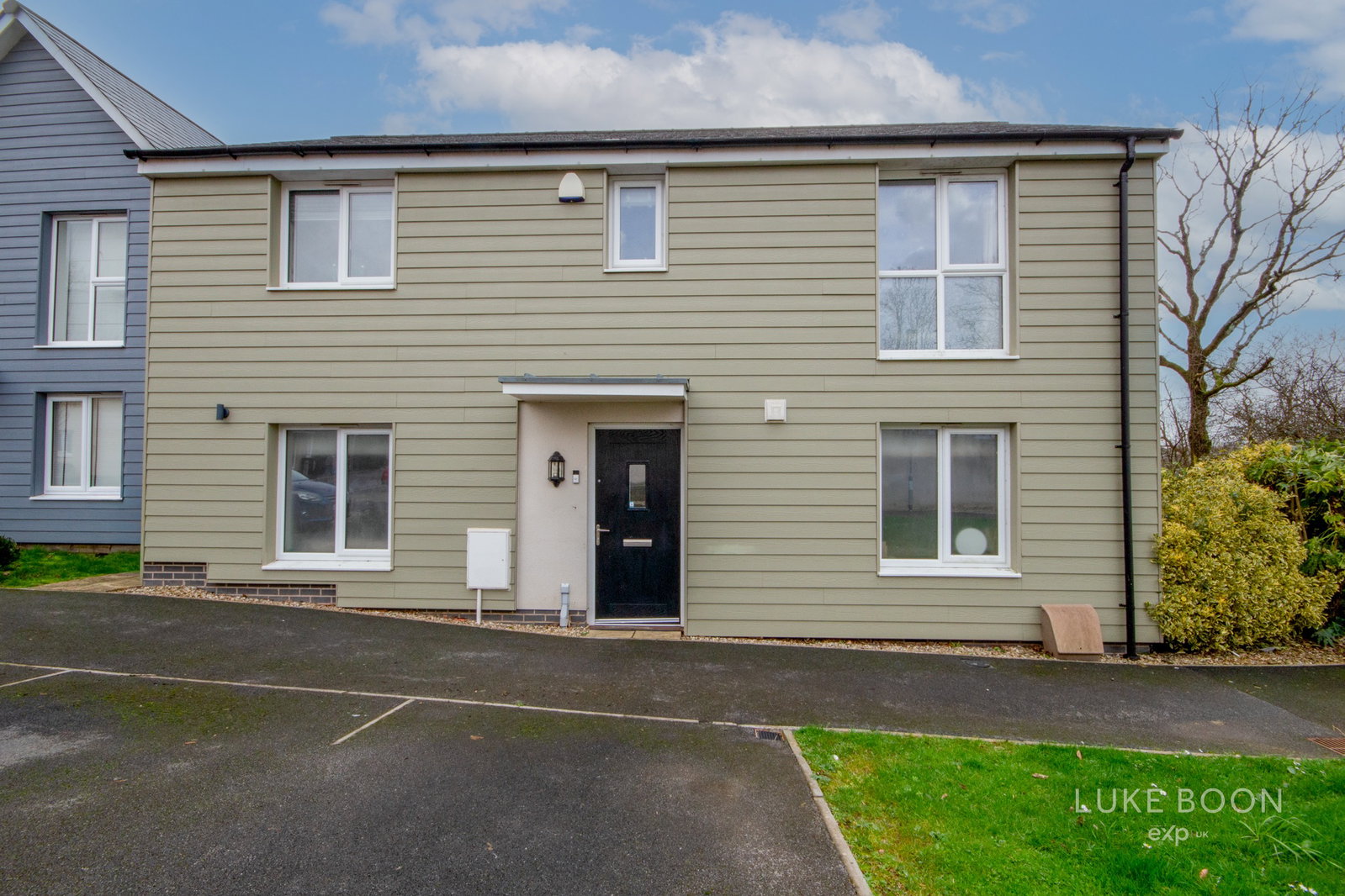 Detached House in Plymouth