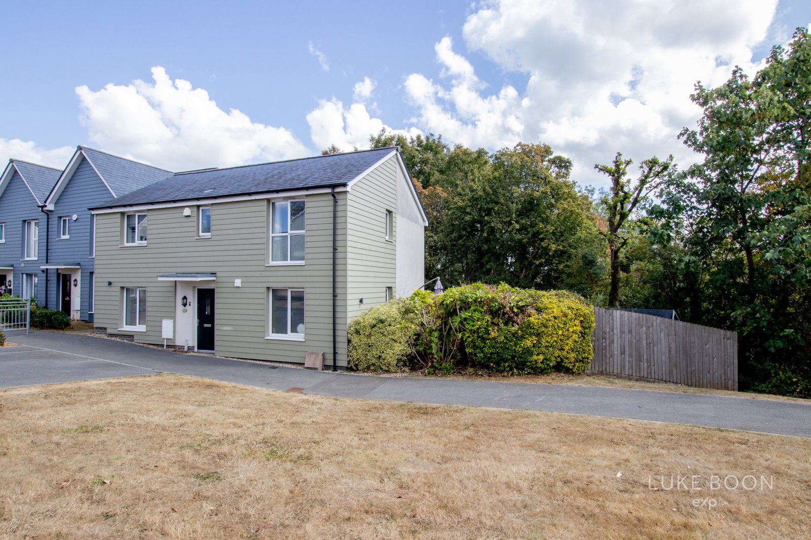 Detached House in Plymouth