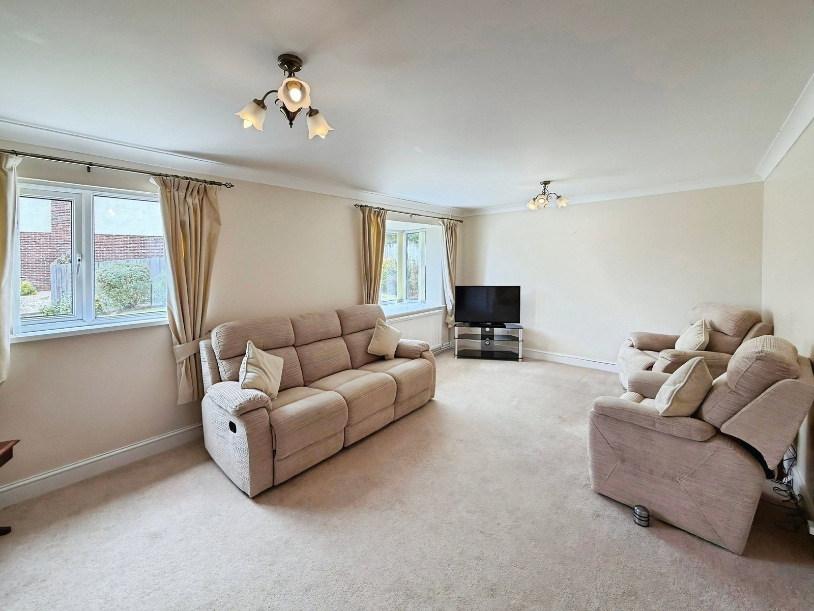 Detached House in Swansea