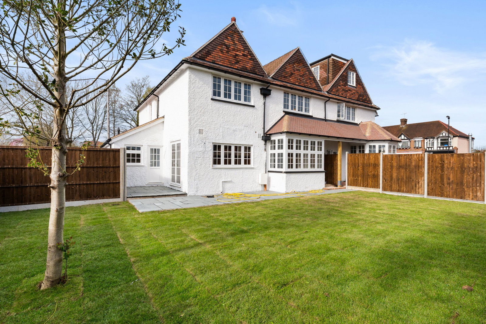 Semi Detached House in South Croydon