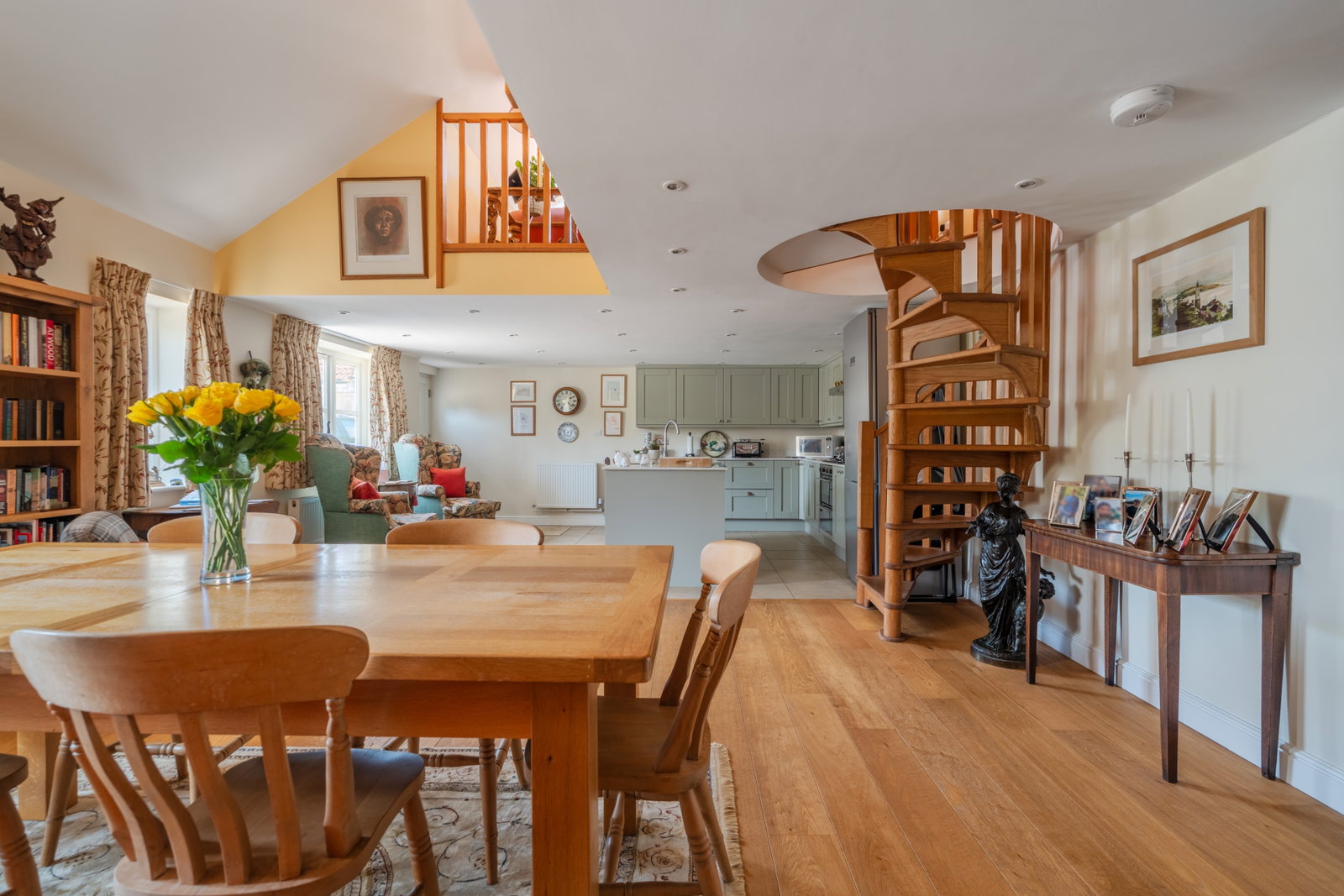 Detached House in Bath