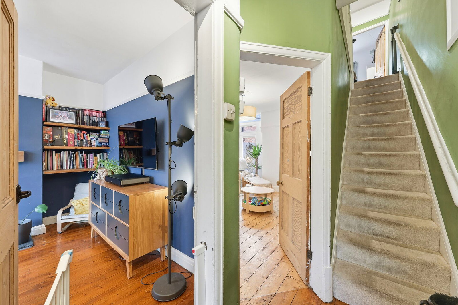 Terraced House in Sale