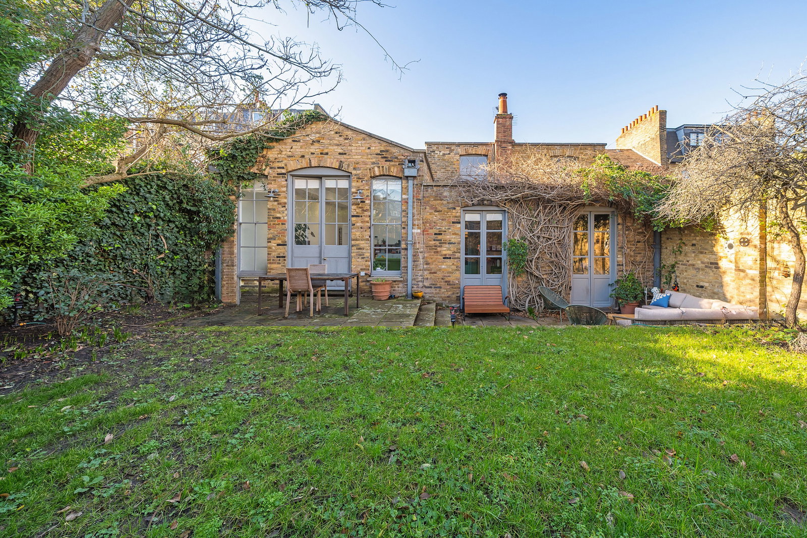 Detached House in London