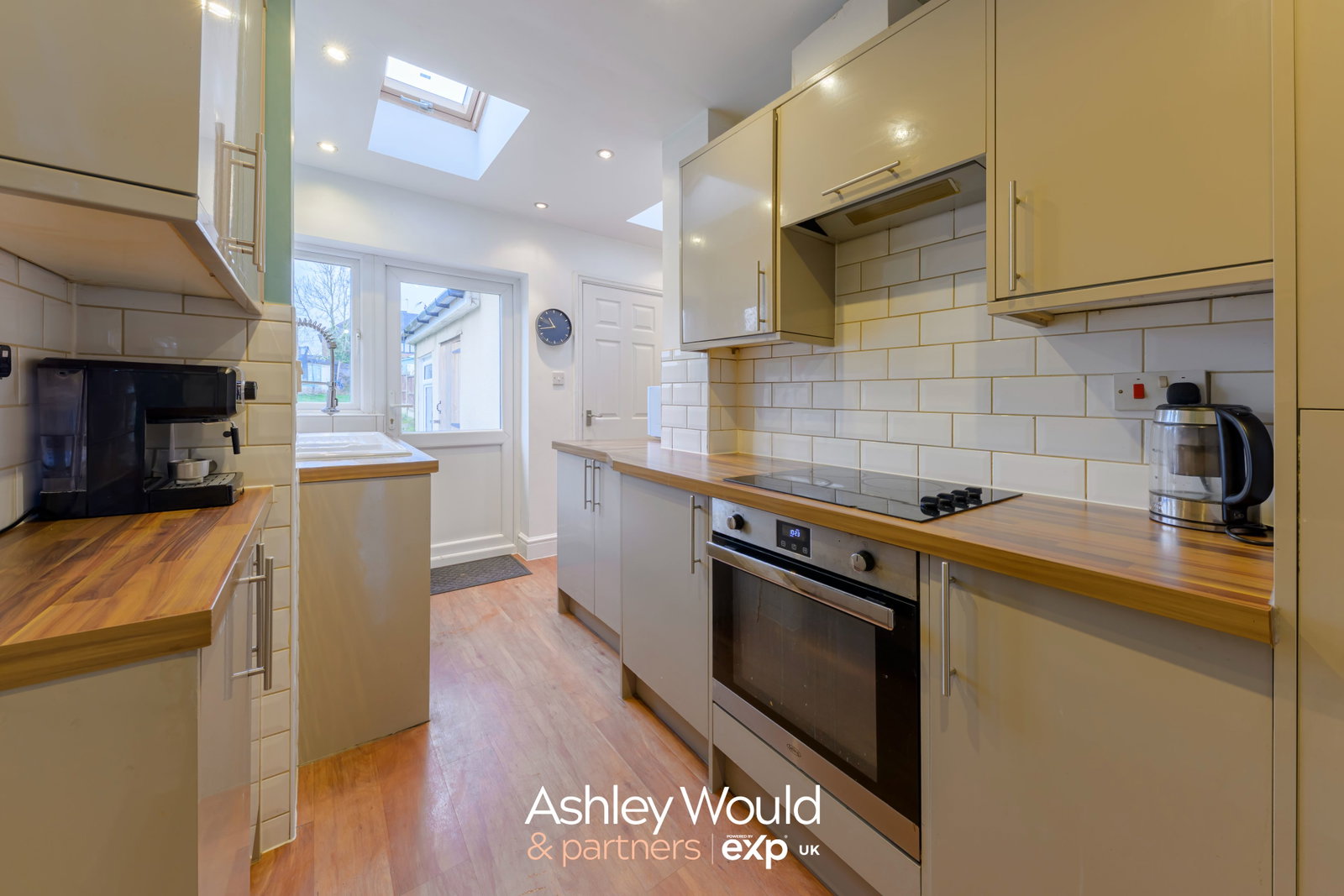 Semi Detached House in Oldbury