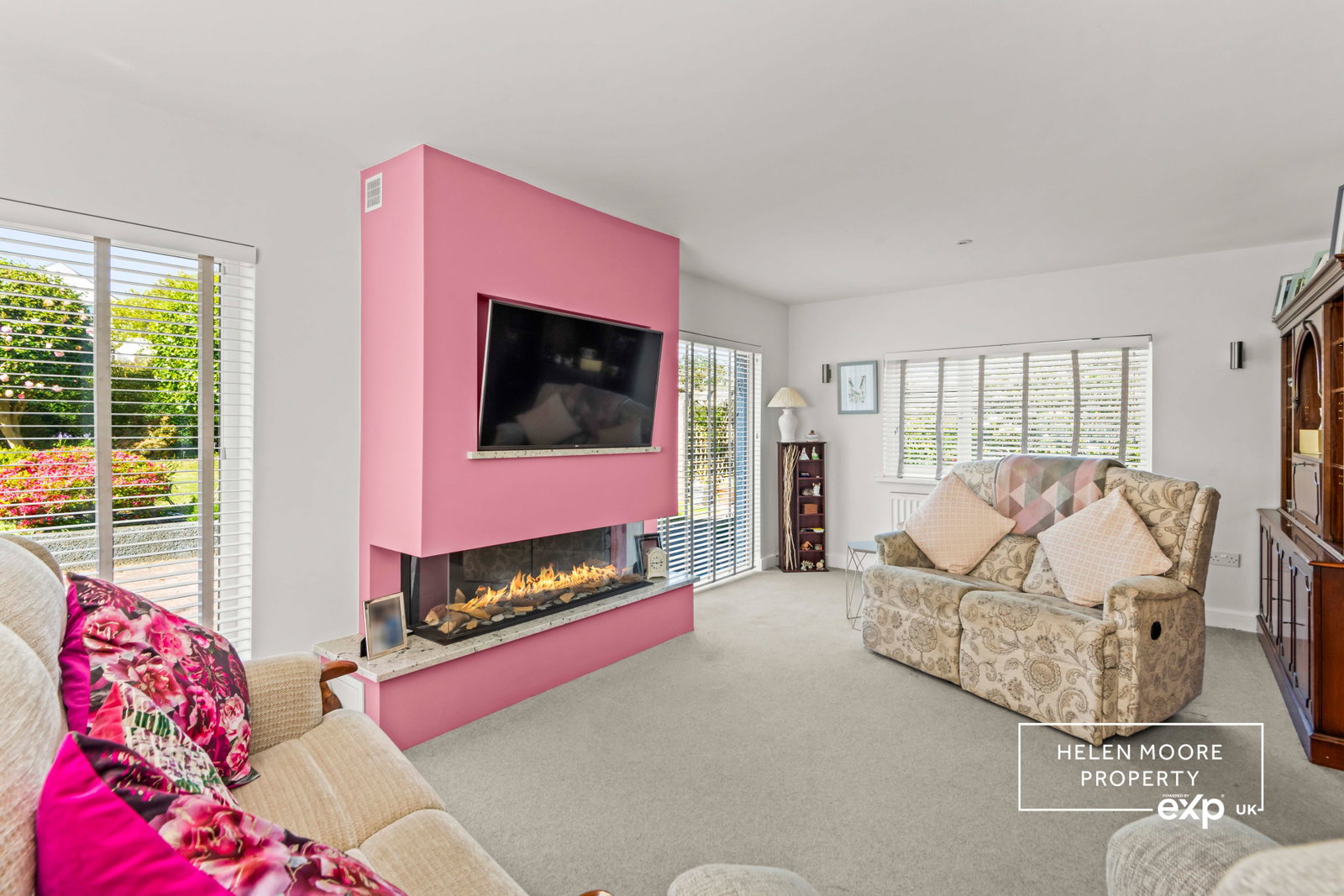Bungalow in Plymouth