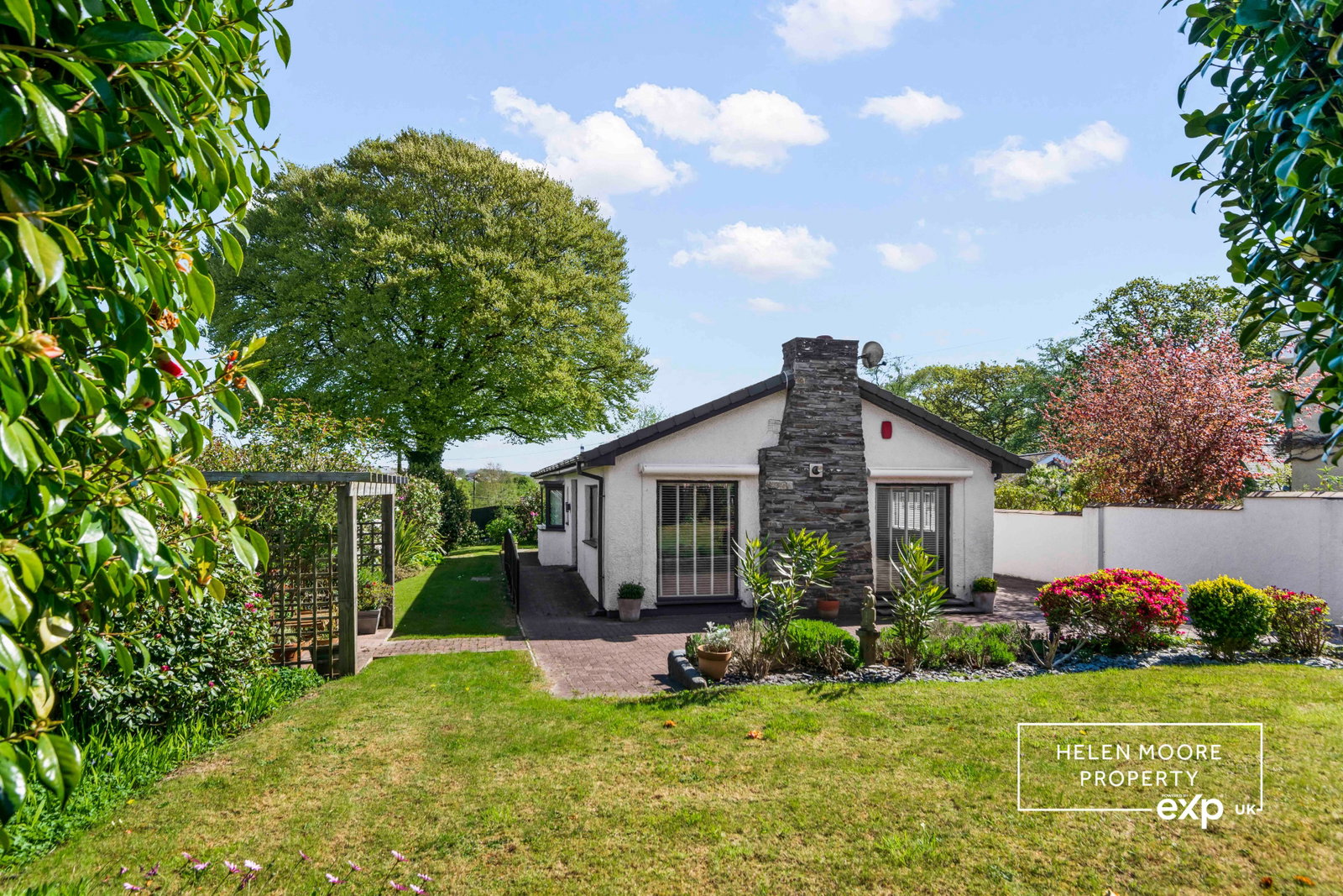 Bungalow in Plymouth