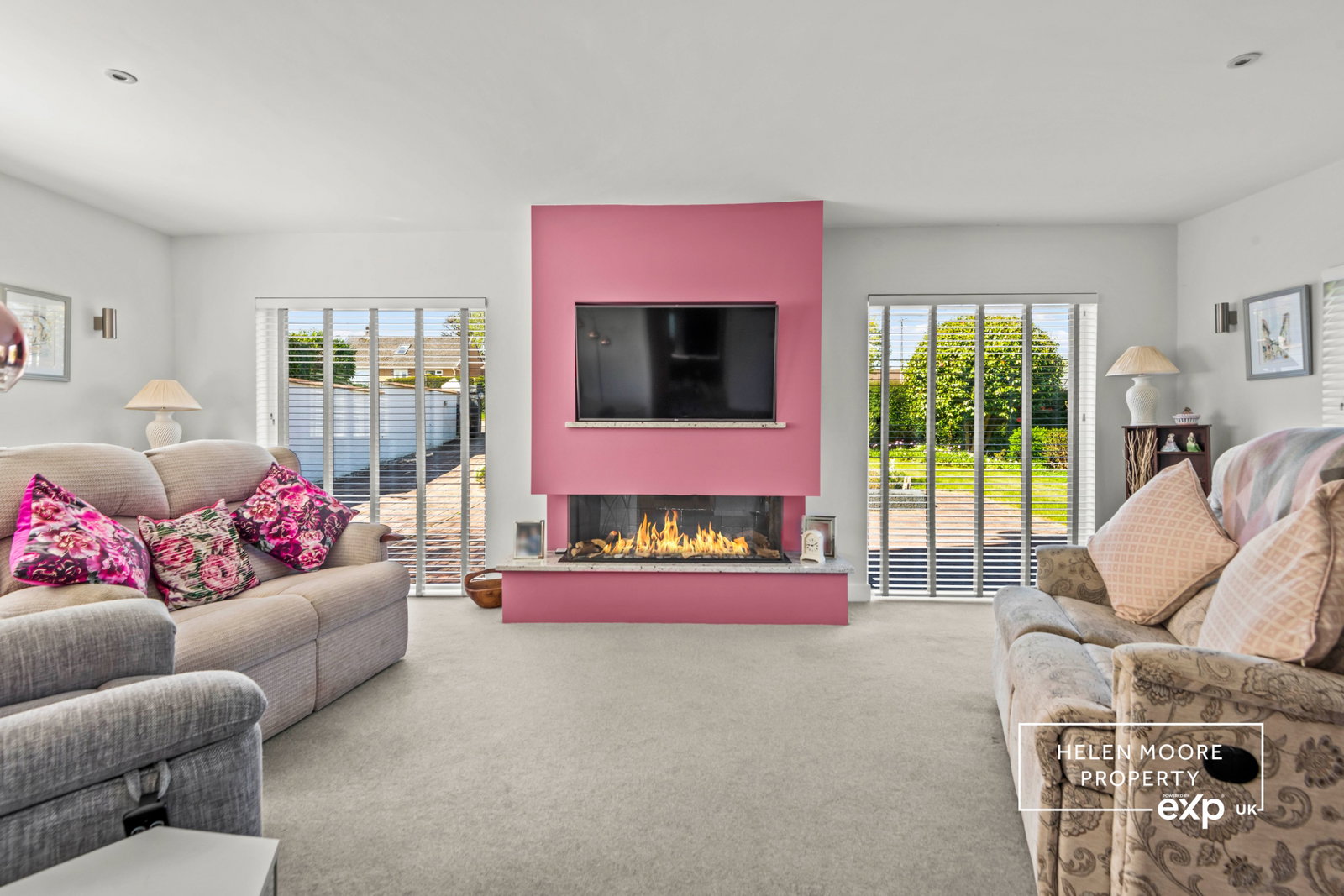 Bungalow in Plymouth