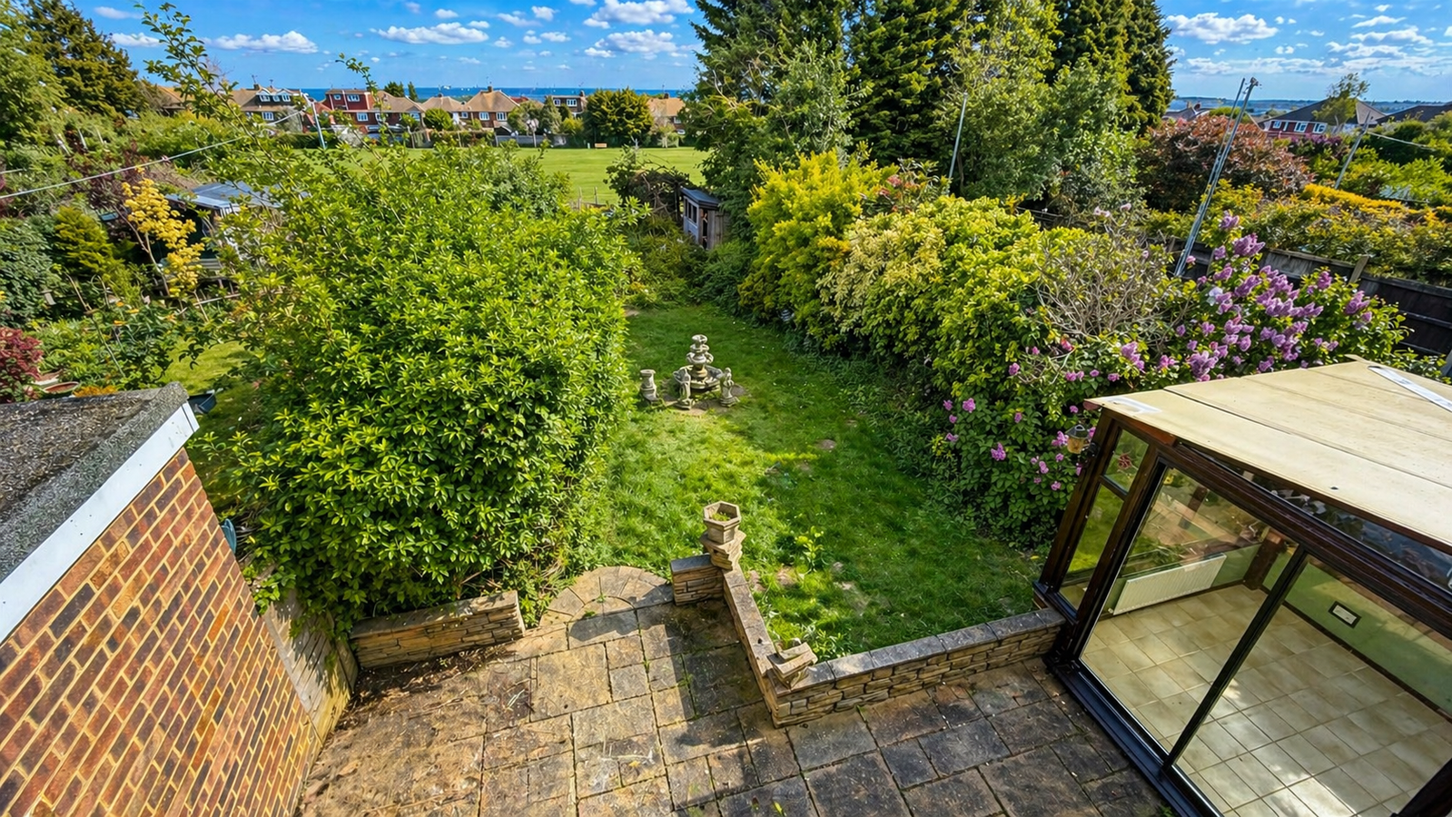 Semi Detached House for sale in Gillingham, Bettescombe Road, Rainham, Gillingham, ME8 9AZ, 1221 m²