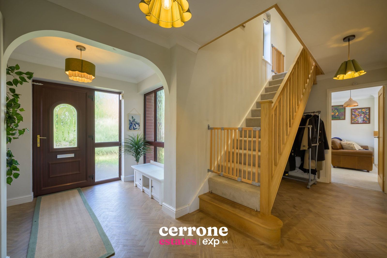 Detached House for sale in Redditch, Brookfield Close, Hunt End, Redditch, B97 5LL, 2150 m²