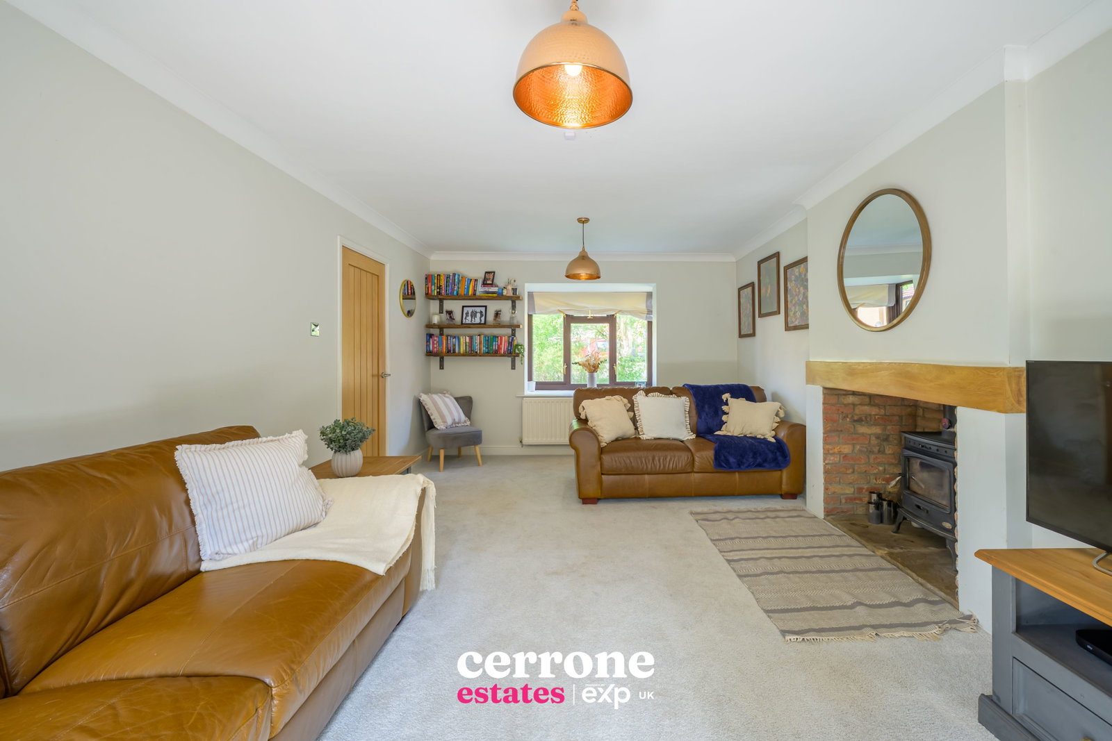 Detached House for sale in Redditch, Brookfield Close, Hunt End, Redditch, B97 5LL, 2150 m²