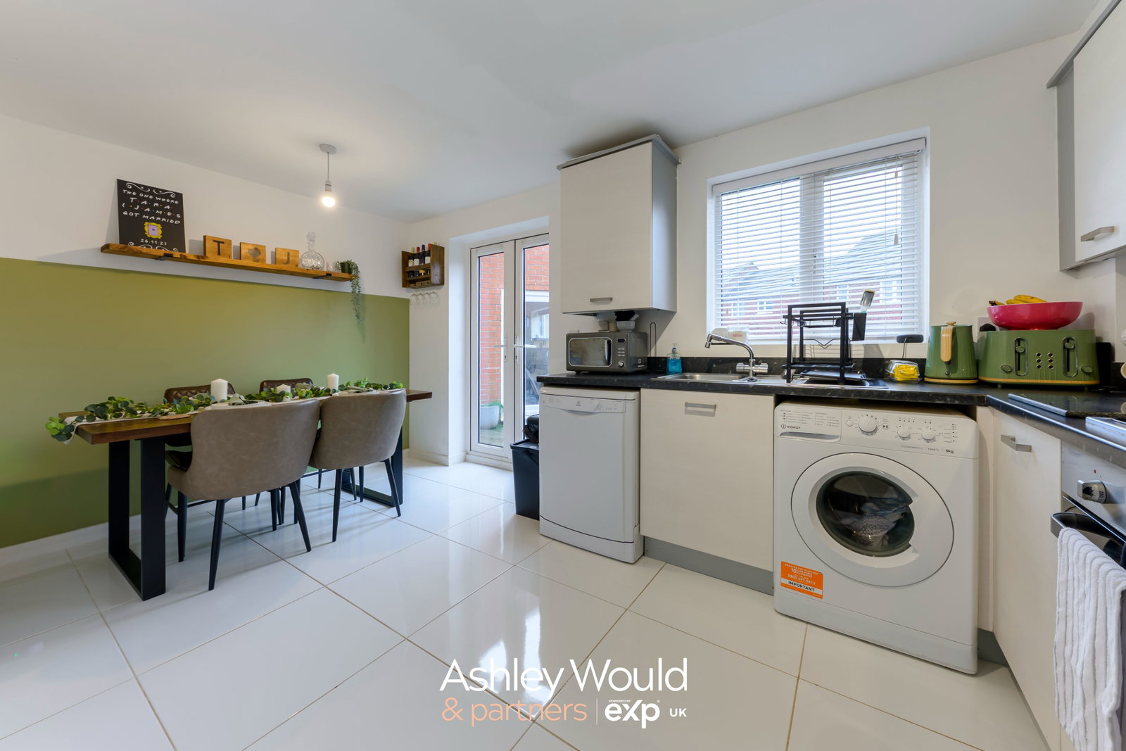 Semi Detached House in Ibstock