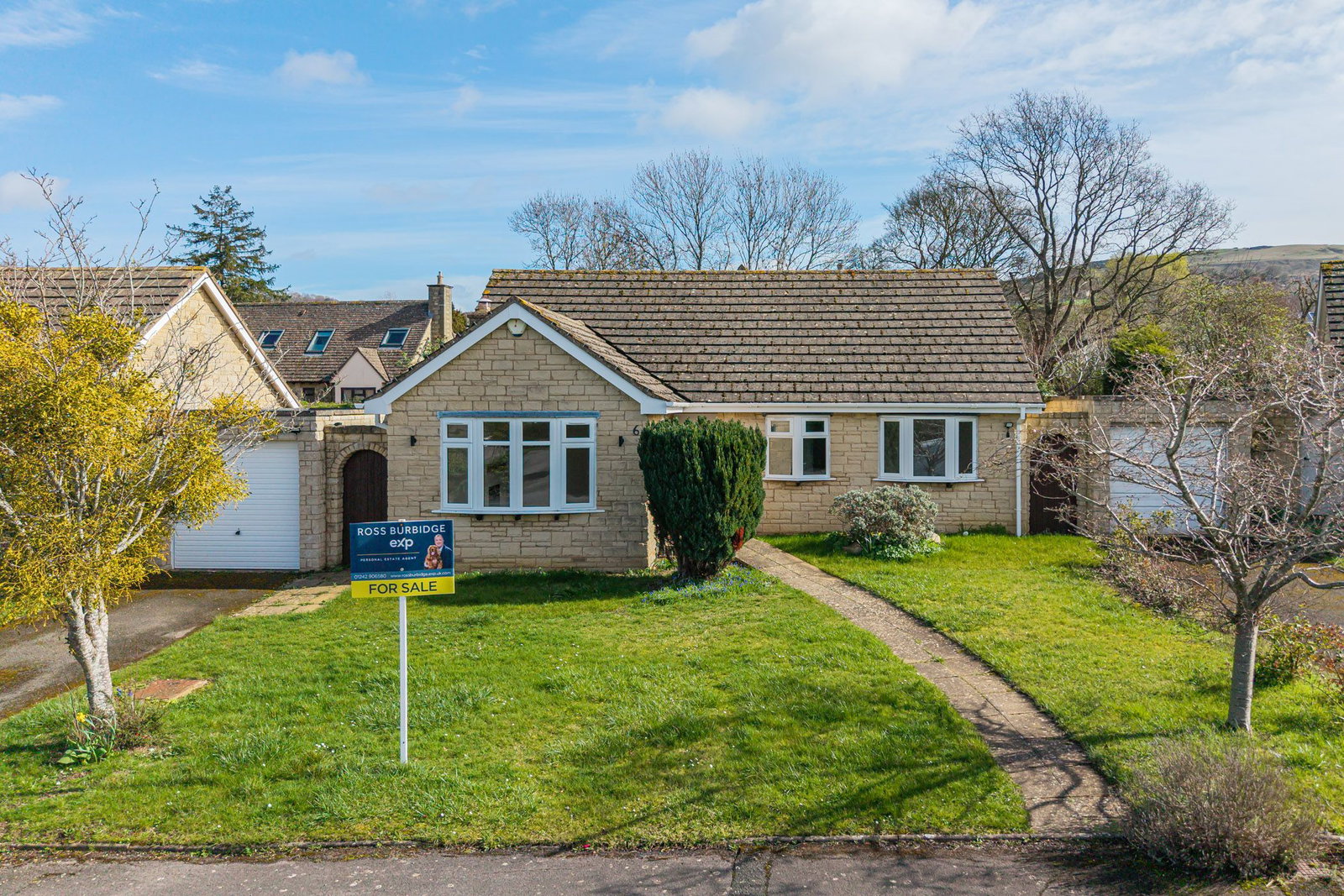 Bungalow in Cheltenham