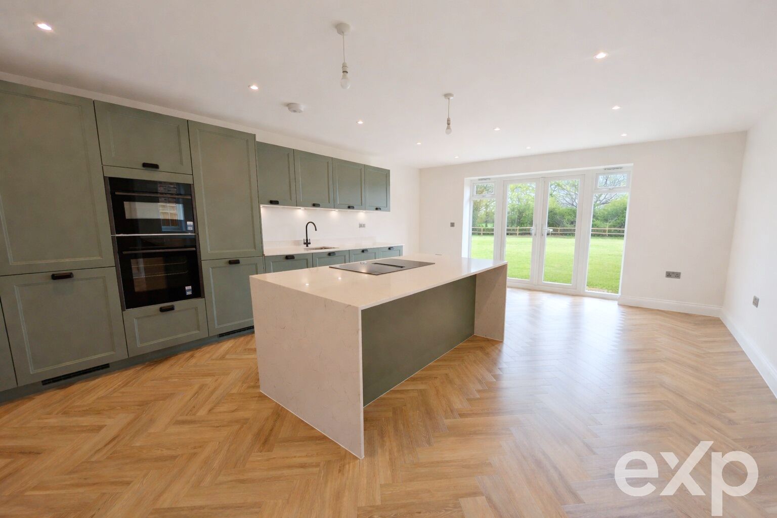Detached House in Tonbridge 