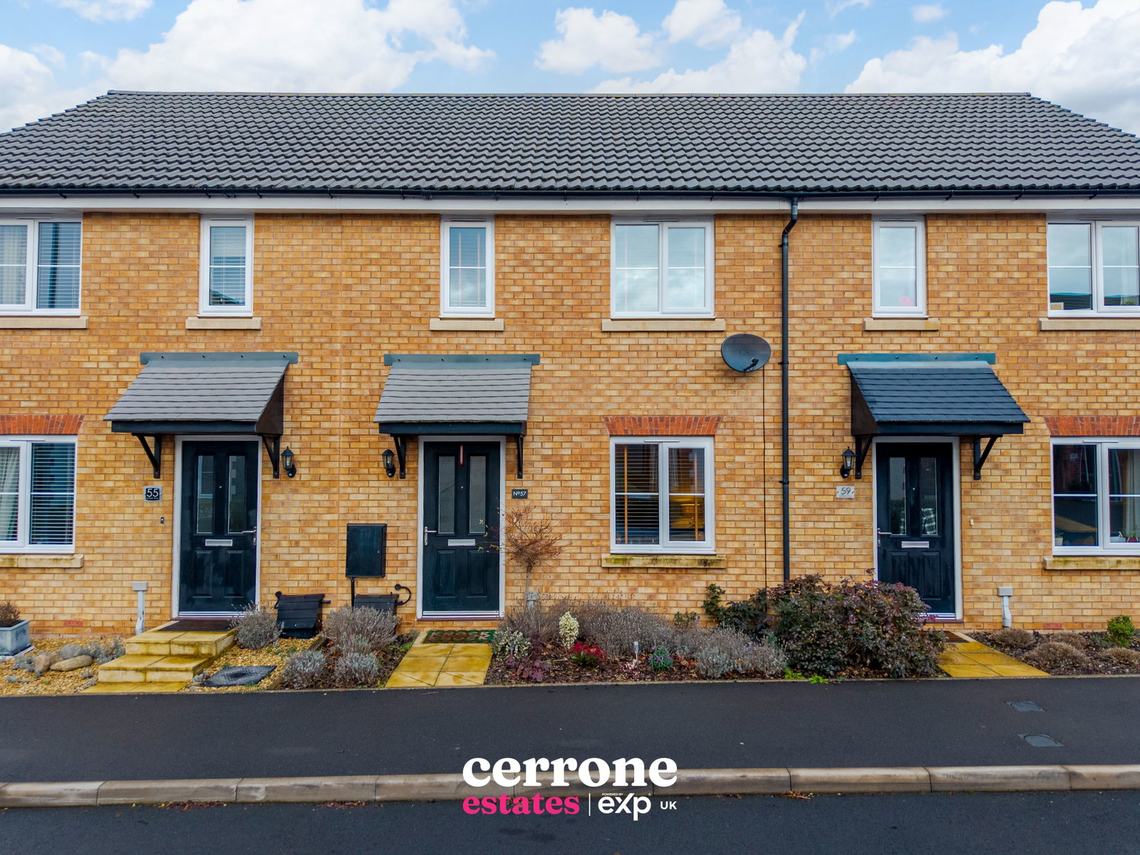 Terraced House in Fernhill Heath