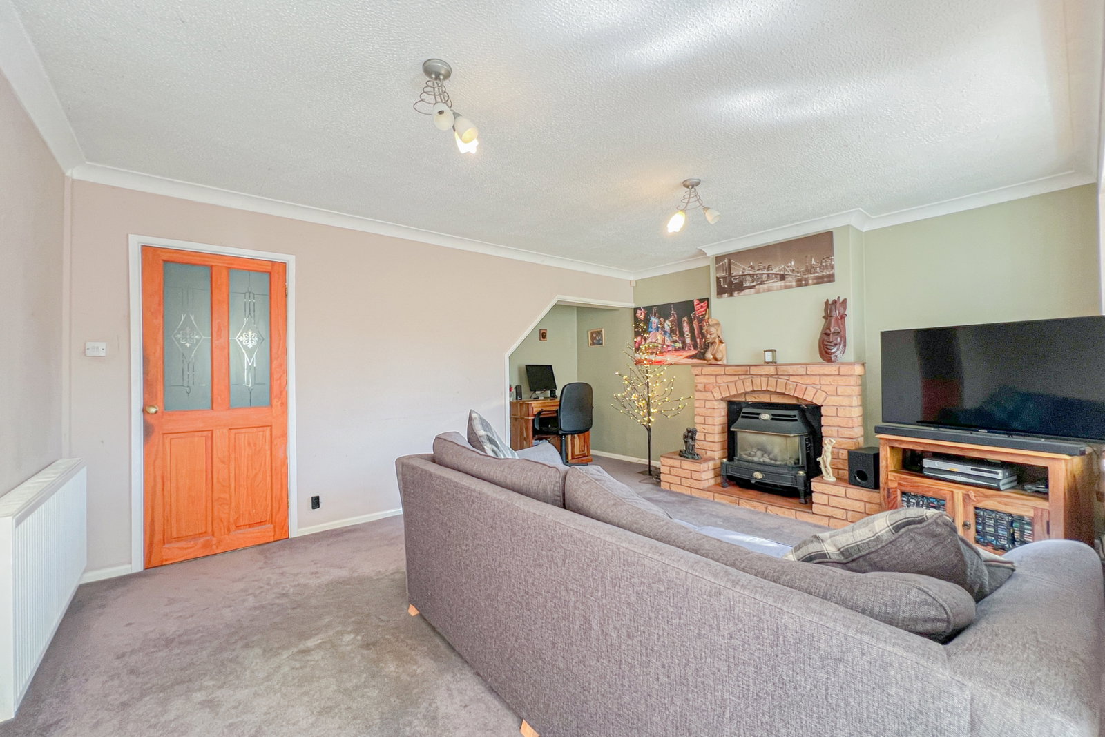 Semi Detached House in Walsall