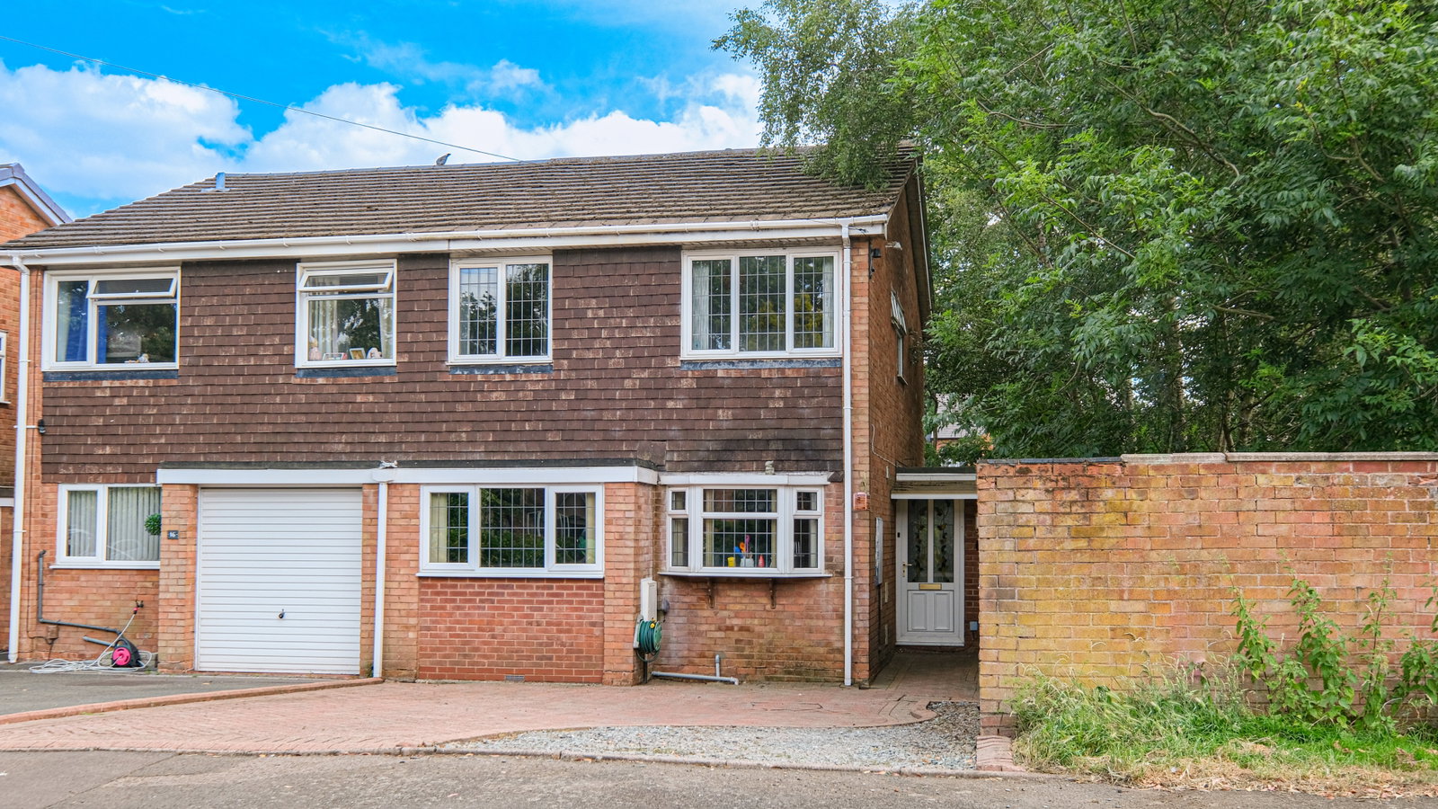 Semi Detached House in Walsall