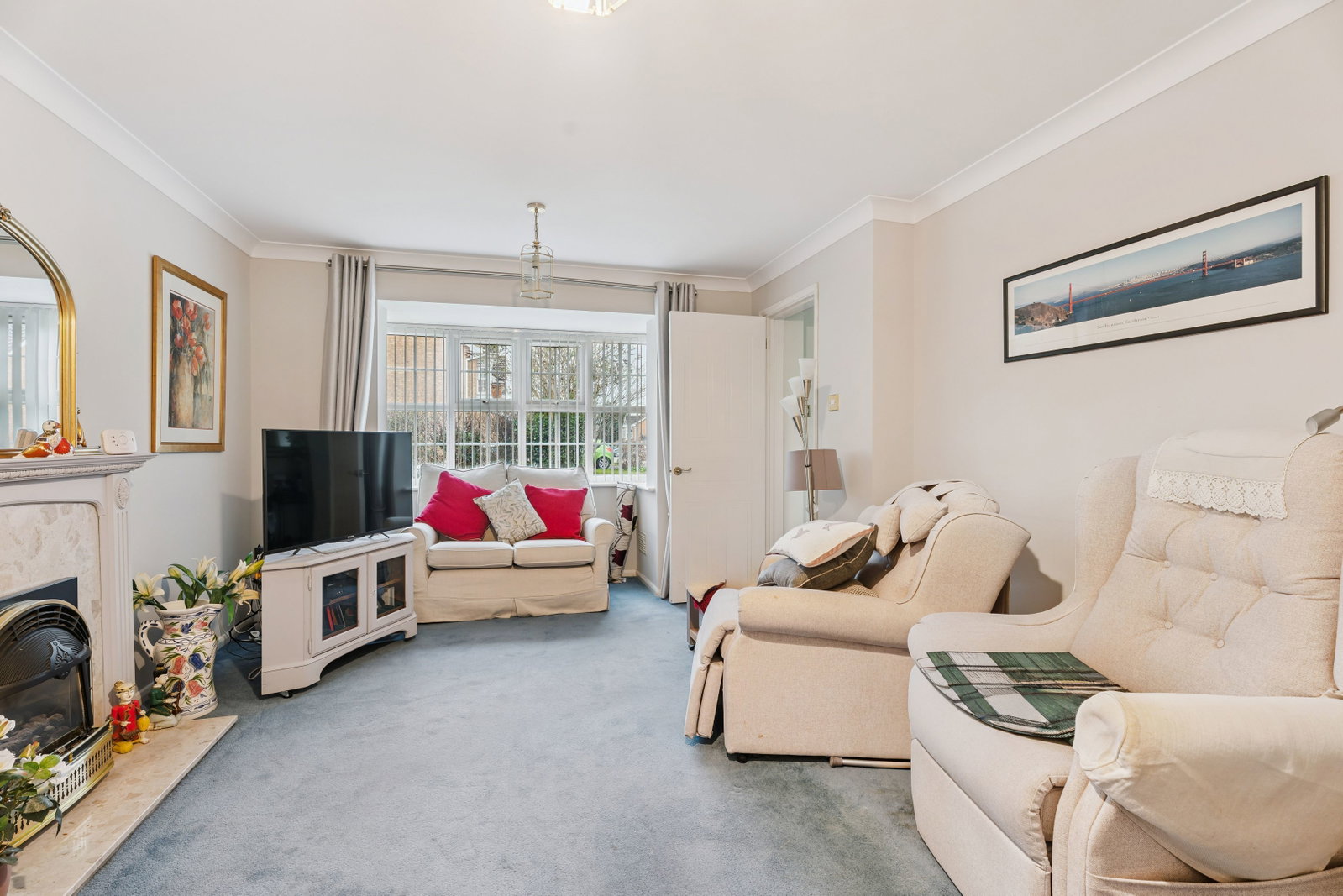 Detached House in Dunstable
