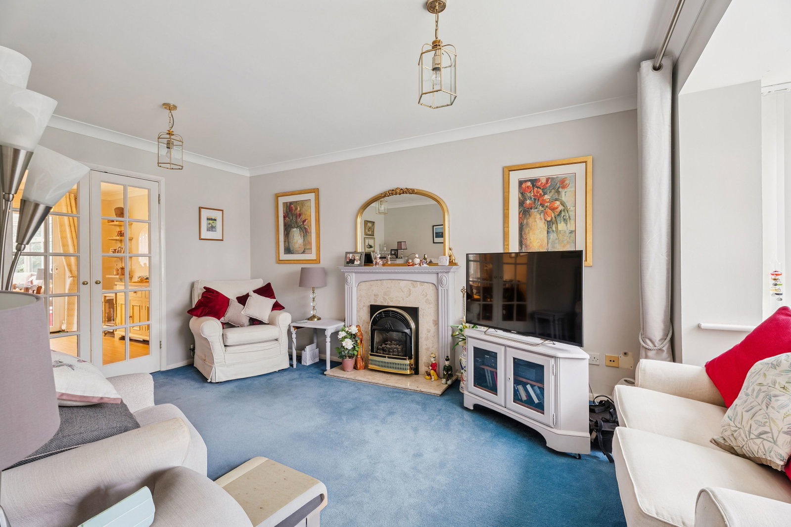 Detached House in Dunstable