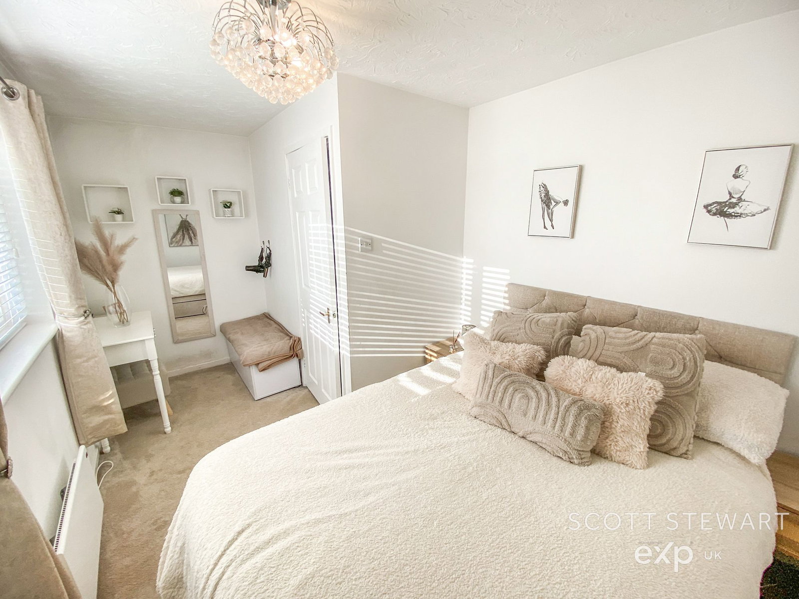 Semi Detached House in Peterborough