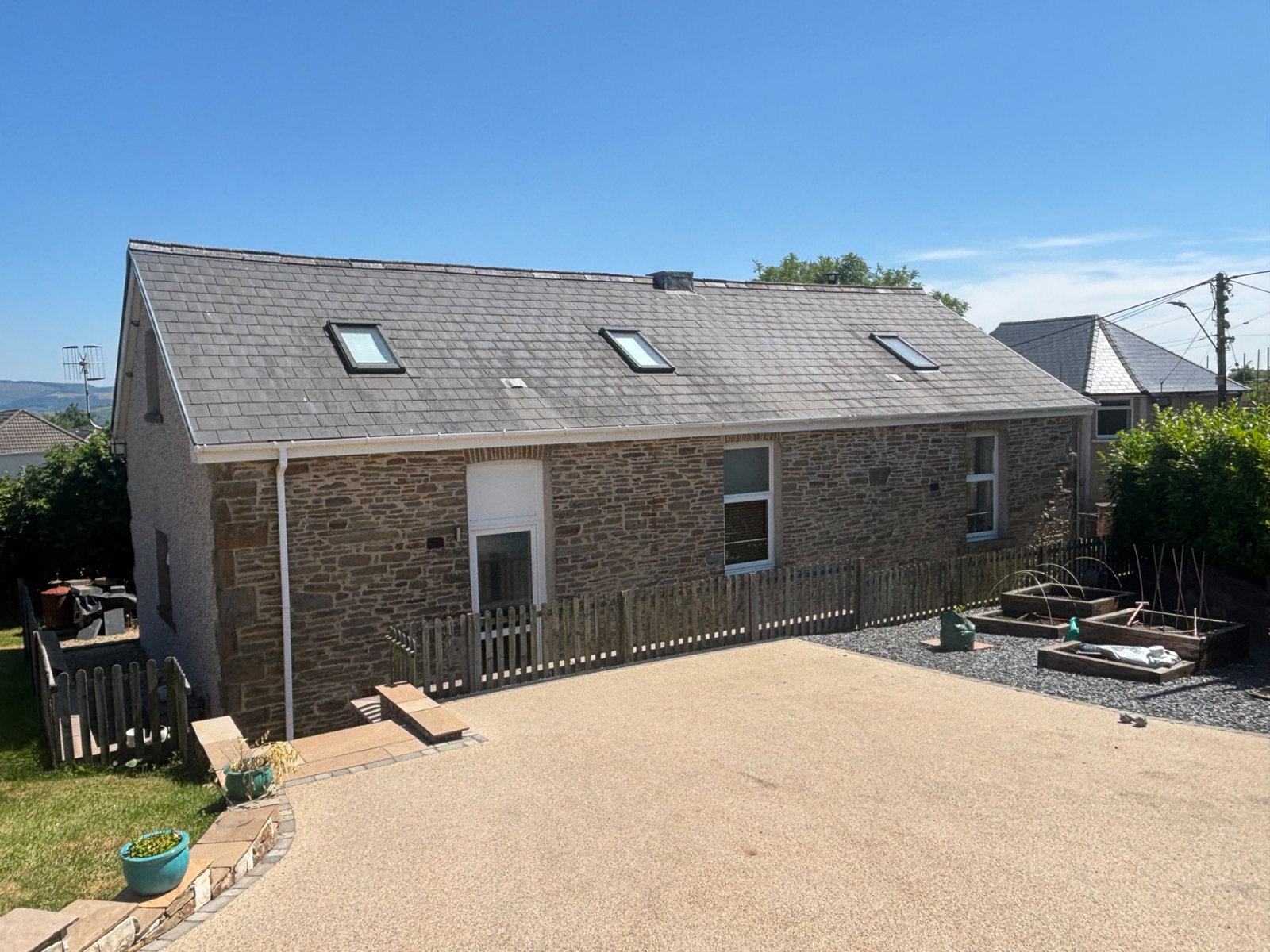 Detached House in Swansea