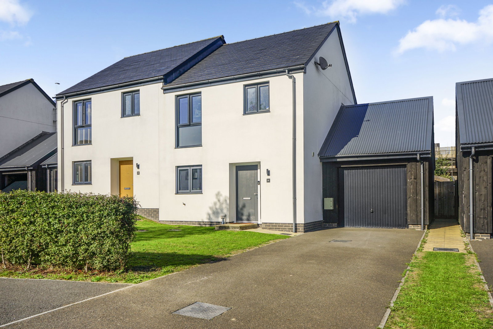 Semi Detached House for sale in Barnstaple, Harford Way, Landkey, Barnstaple, North Devon, 1140 m²