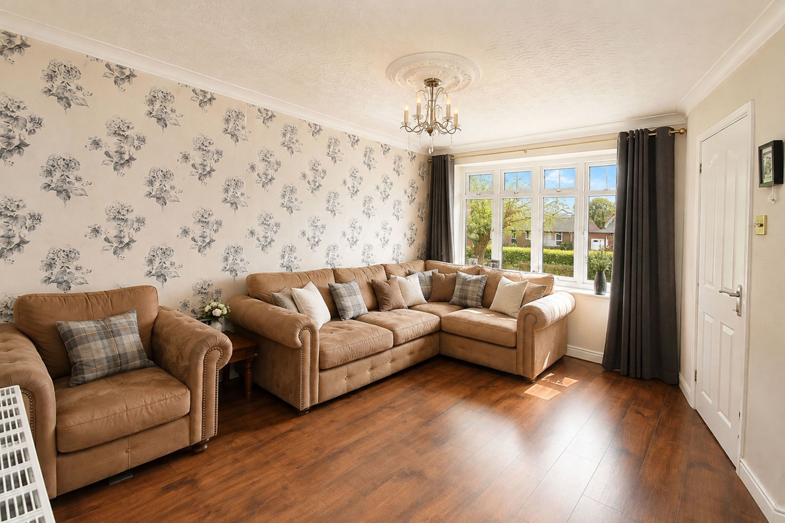 Detached House for sale in Kingswinford, Cumberland Close, Kingswinford, DY6 8JE