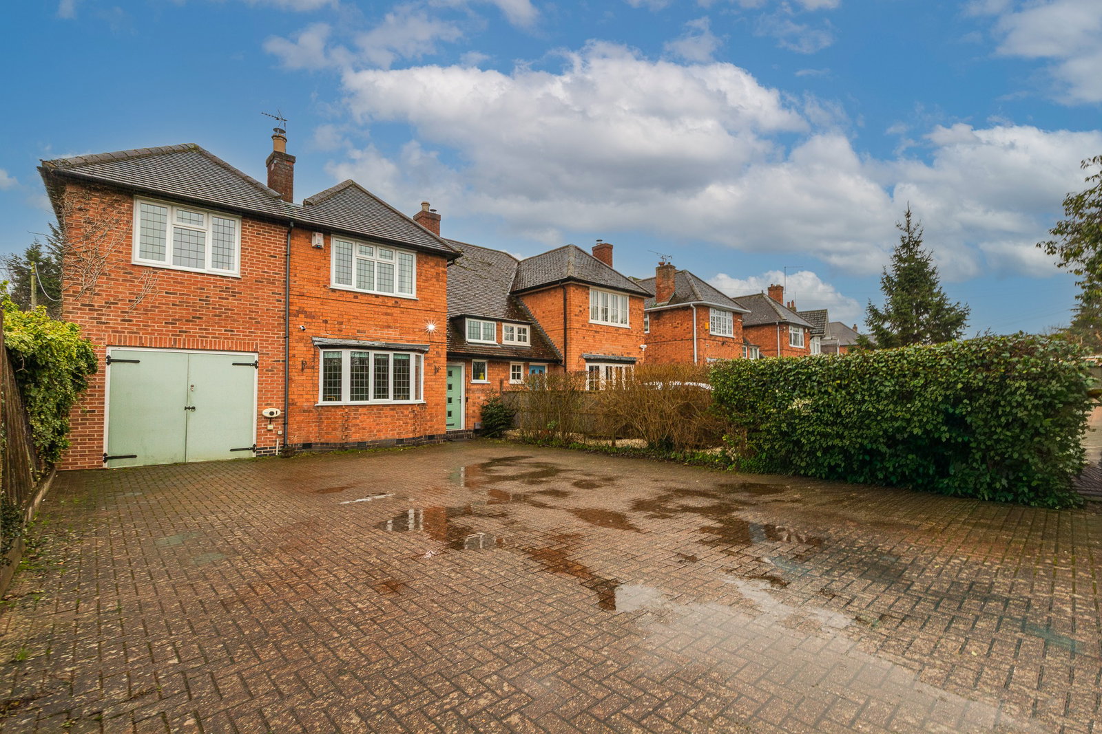 Semi Detached House in Leicester