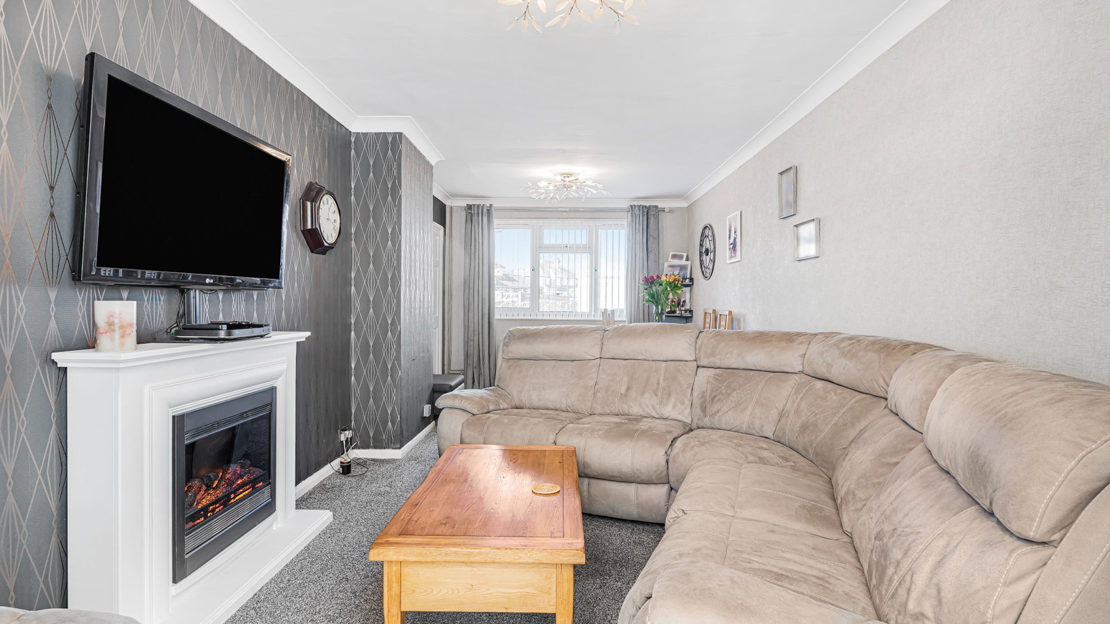 Semi Detached House in Solihull
