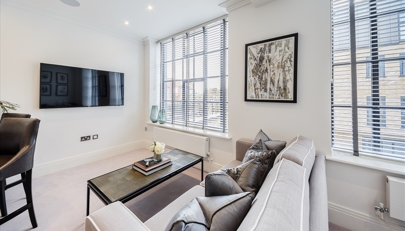 Flat for rent in London, Palace Wharf, Rainville Road, Fulham, London, W6, 669 m²