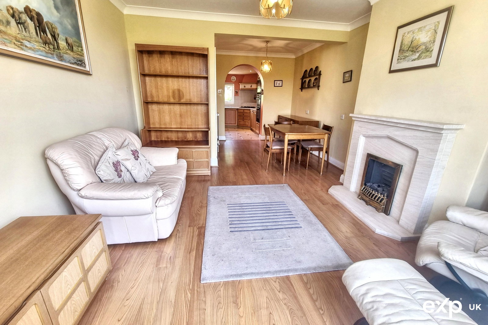 Semi Detached House in Newton Abbot