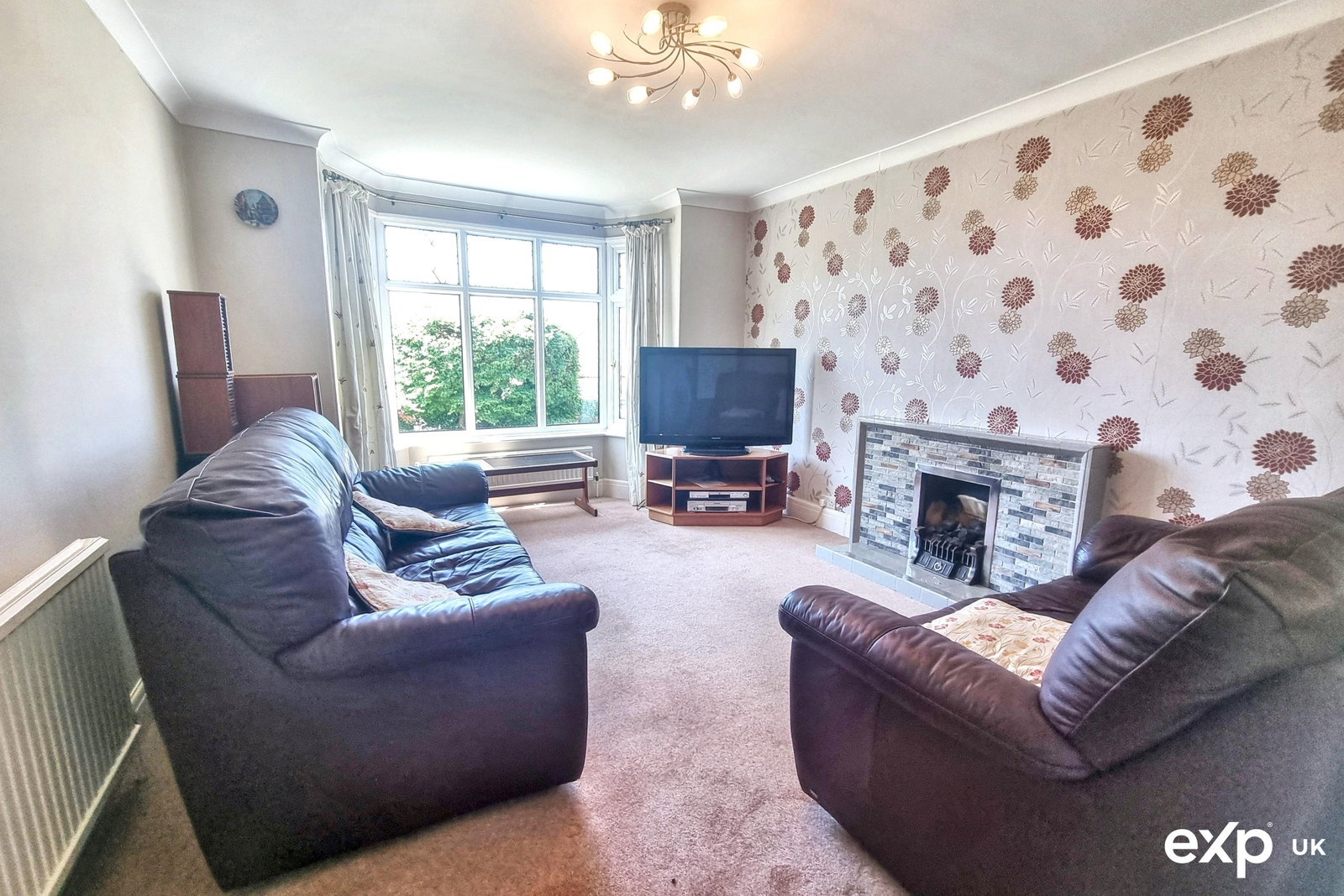 Semi Detached House in Newton Abbot