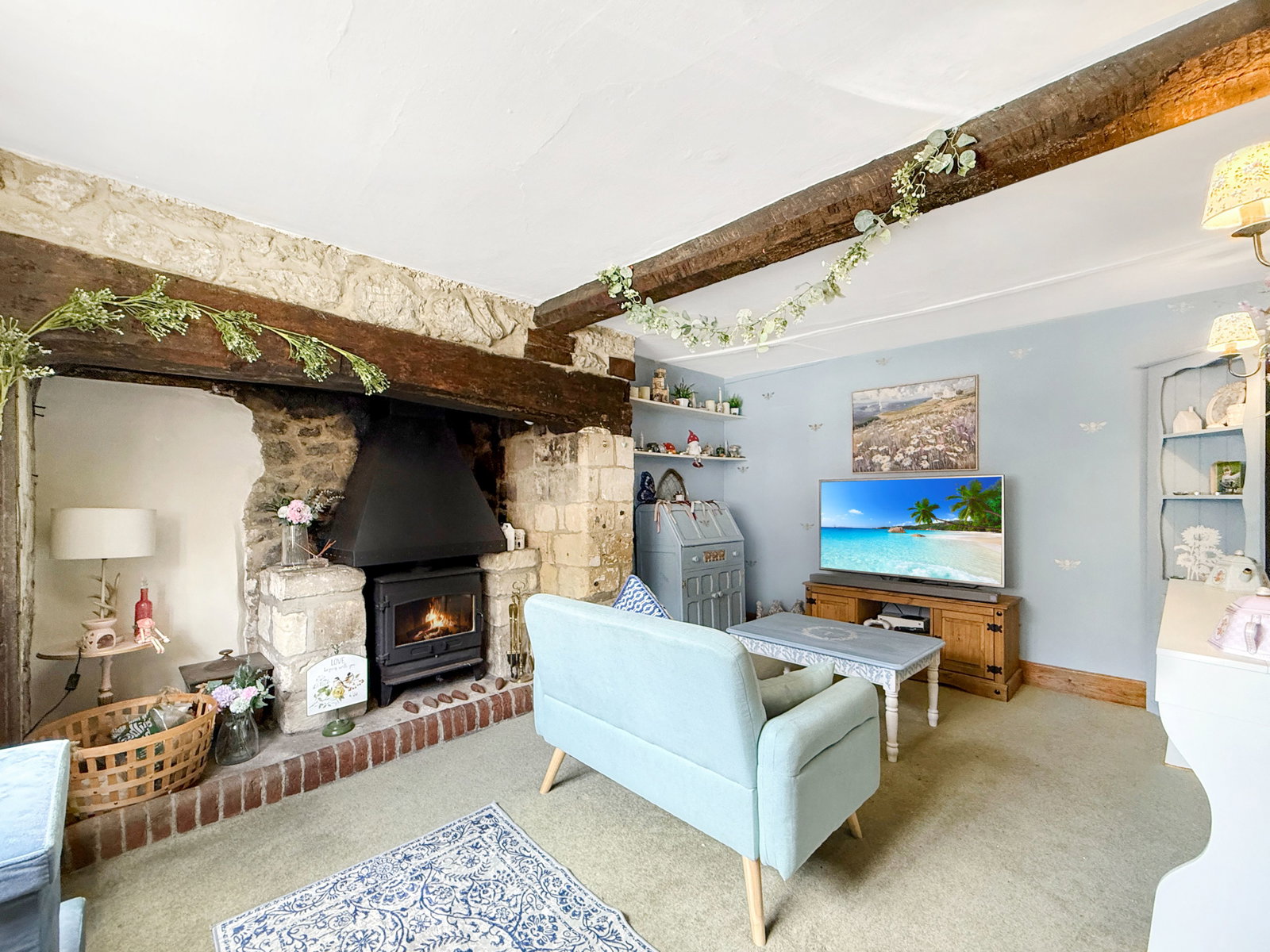 Semi Detached House in Devizes