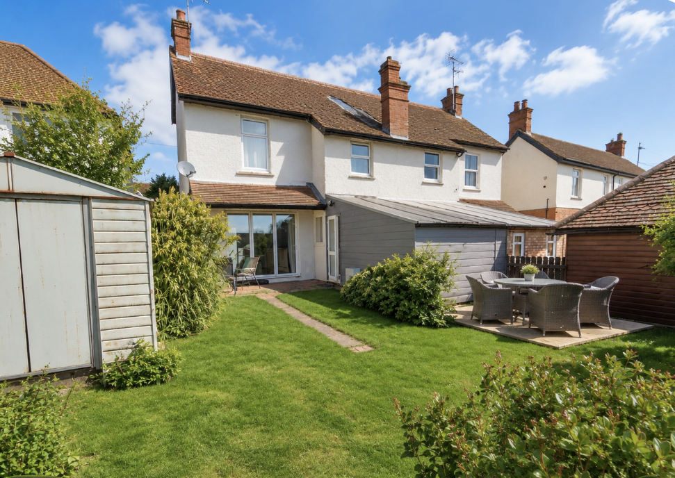 Semi Detached House in Milton Keynes