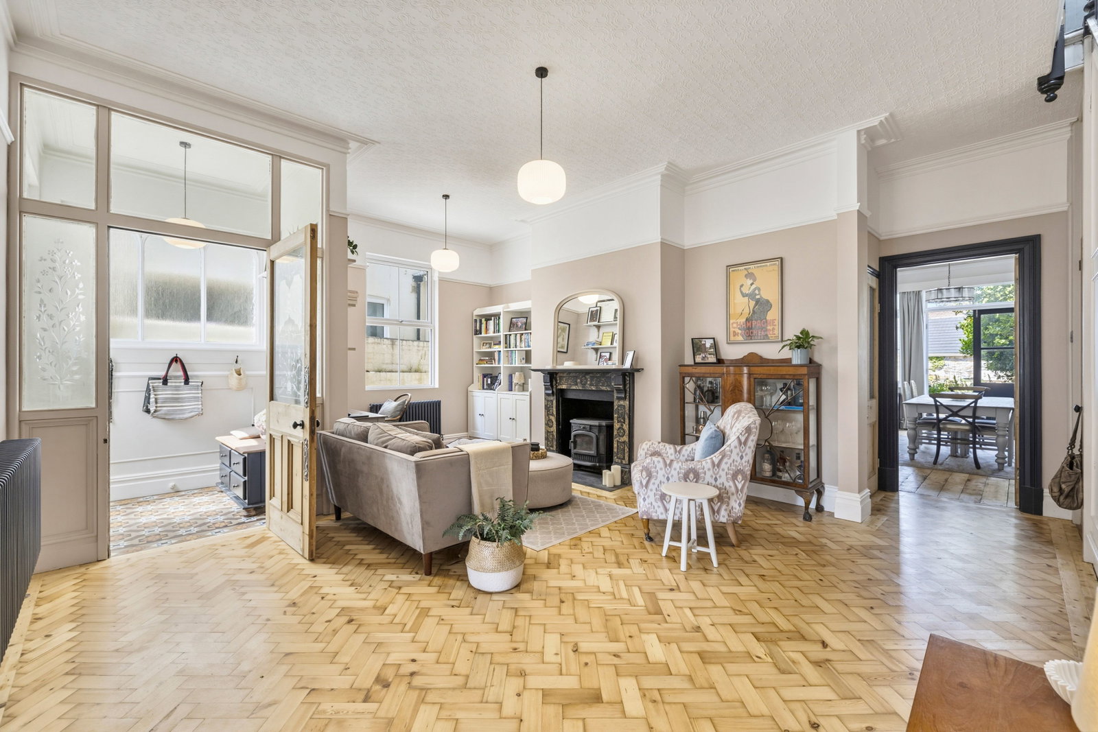 Semi Detached House in Swansea