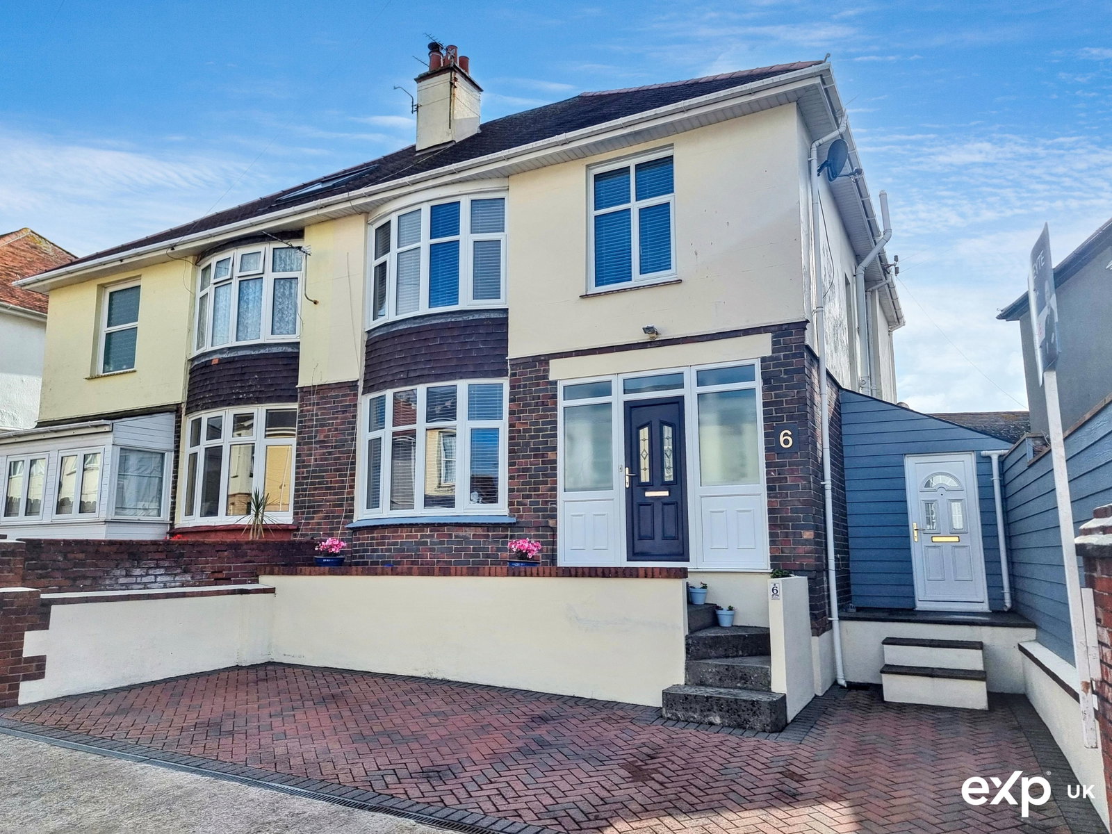 Semi Detached House in Paignton