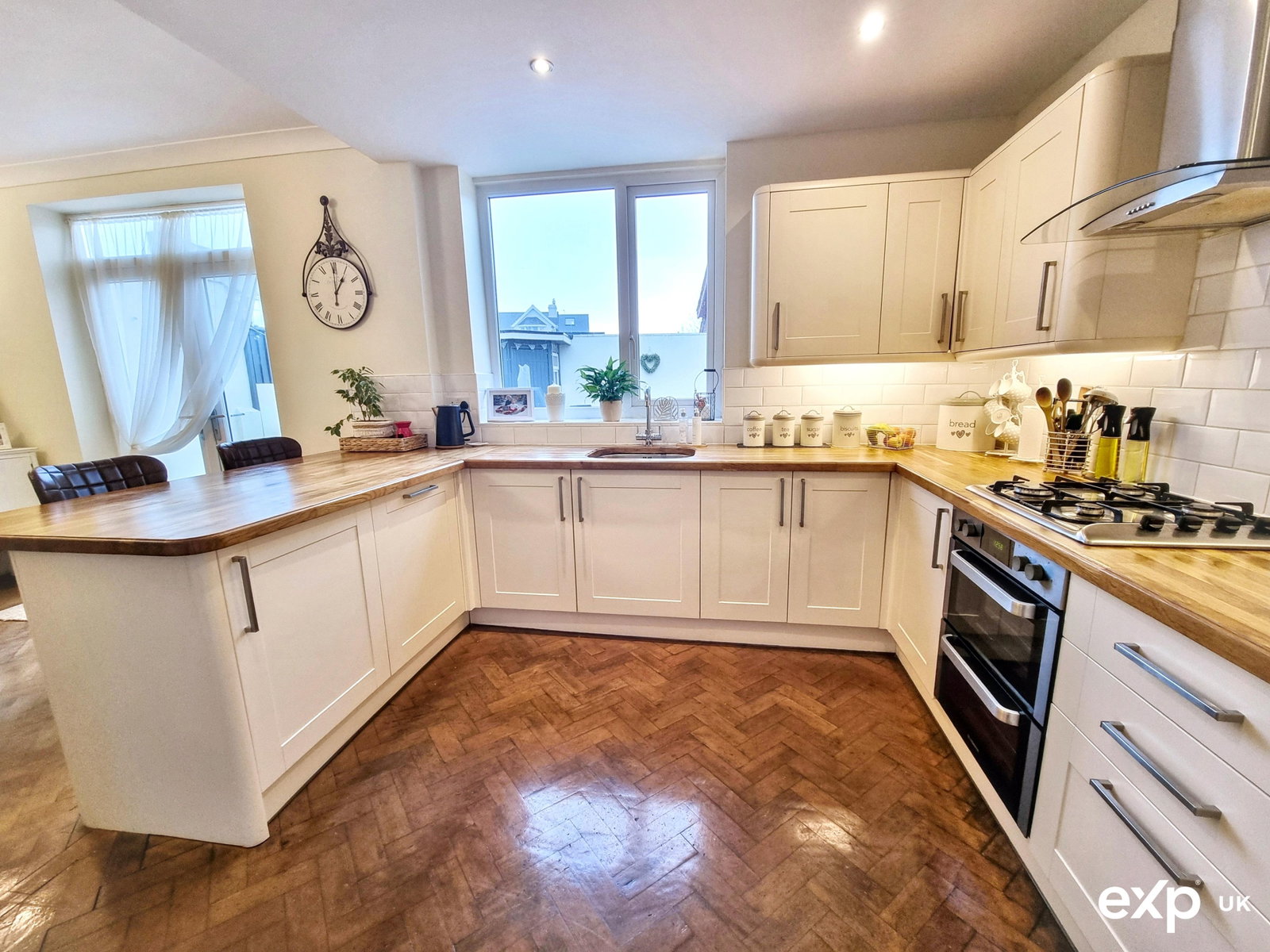 Semi Detached House in Paignton 5