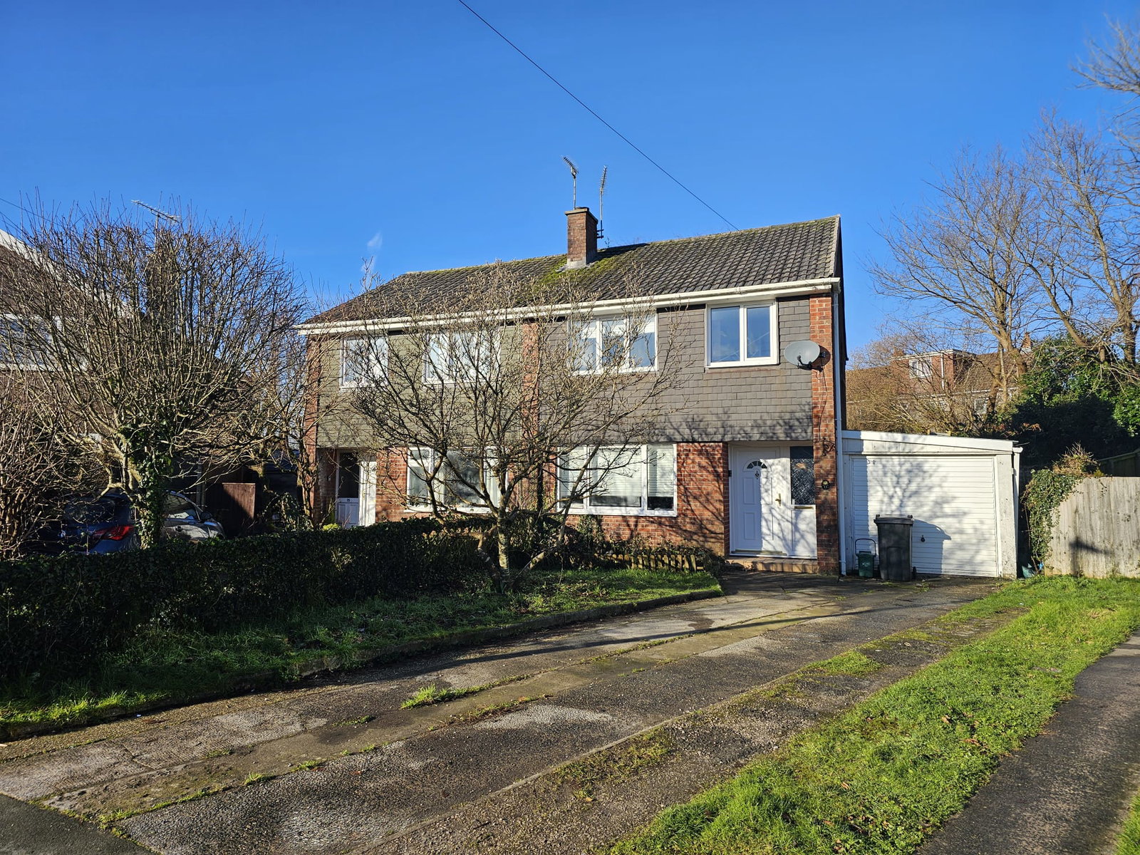 Semi Detached House in Swansea