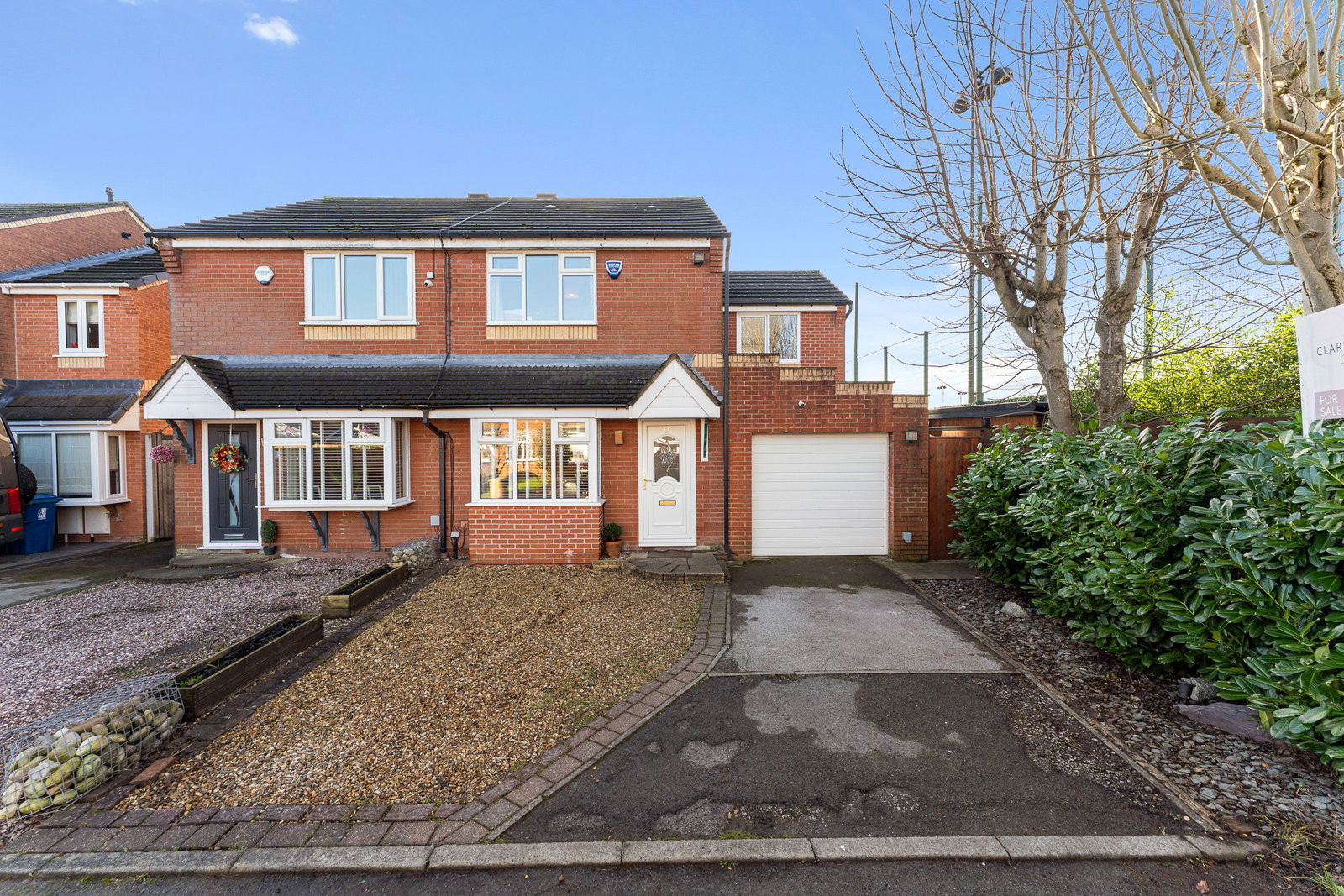 Semi Detached House in Leigh
