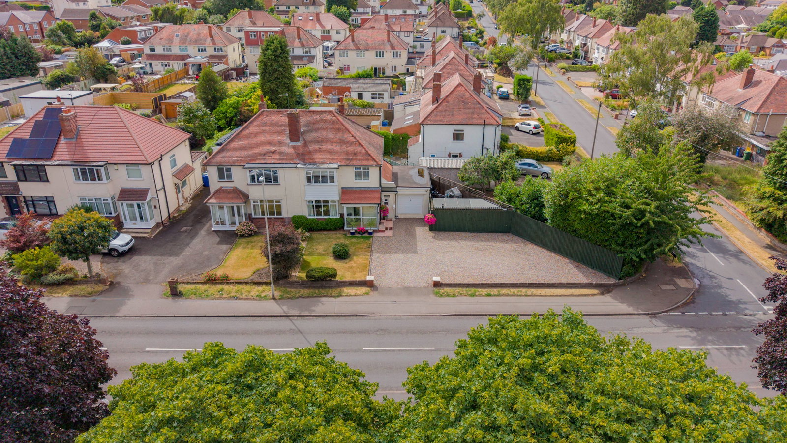 Semi Detached House in Kingswinford