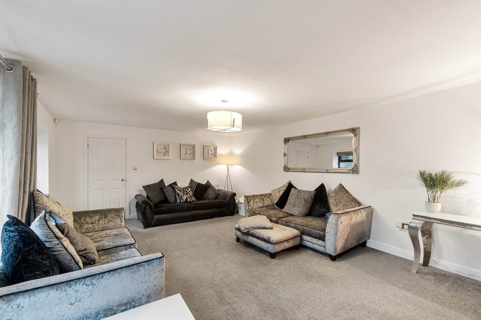 Semi Detached House in Halifax