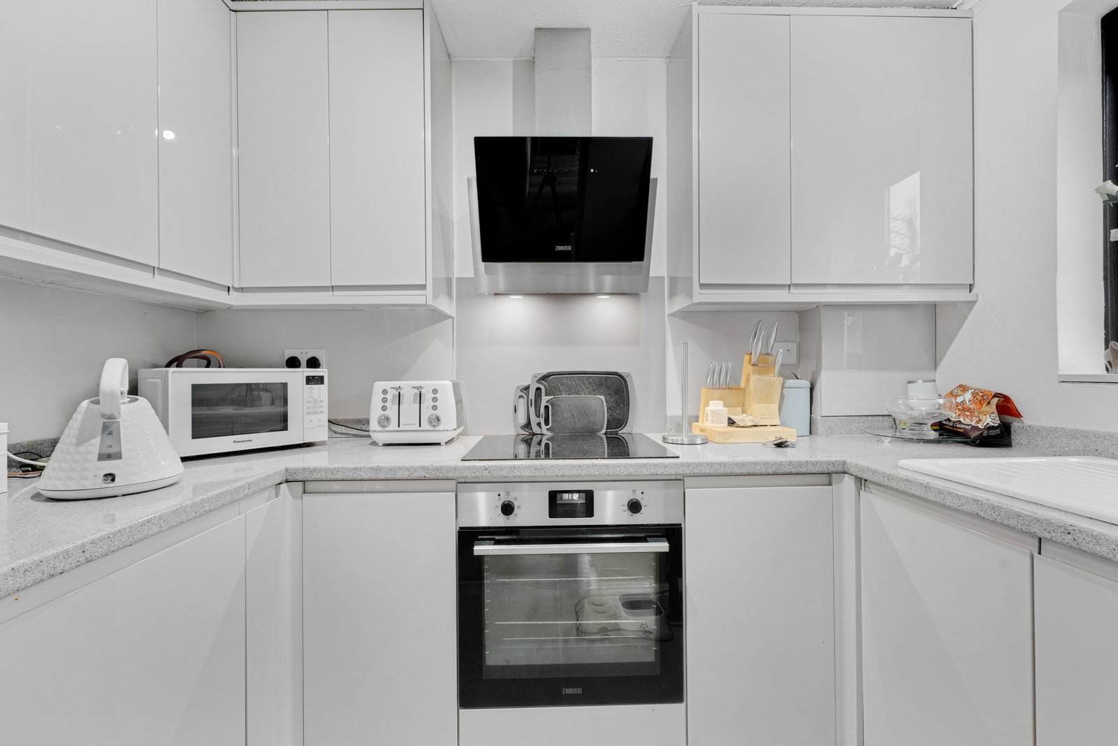 Semi Detached House in Milton Keynes