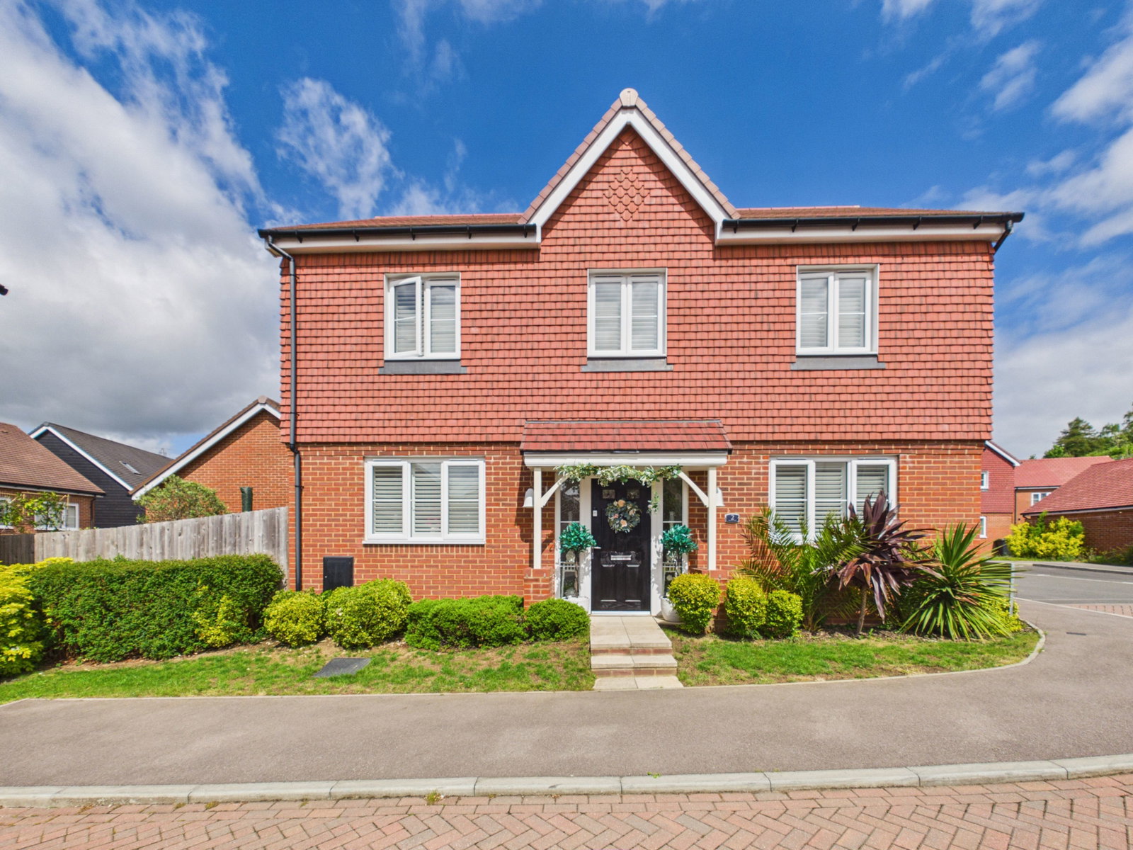 Detached House for sale in Wouldham, Mason Lane, Peters Village, Wouldham, Kent, ME1