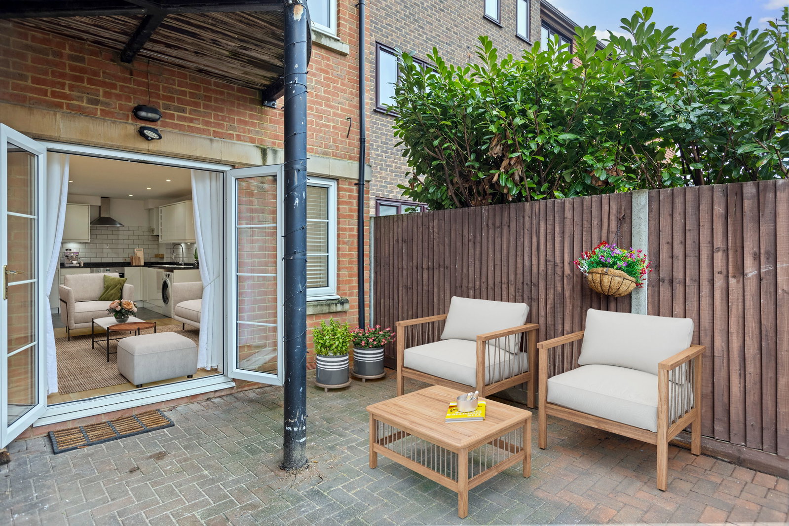 Flat in Addlestone
