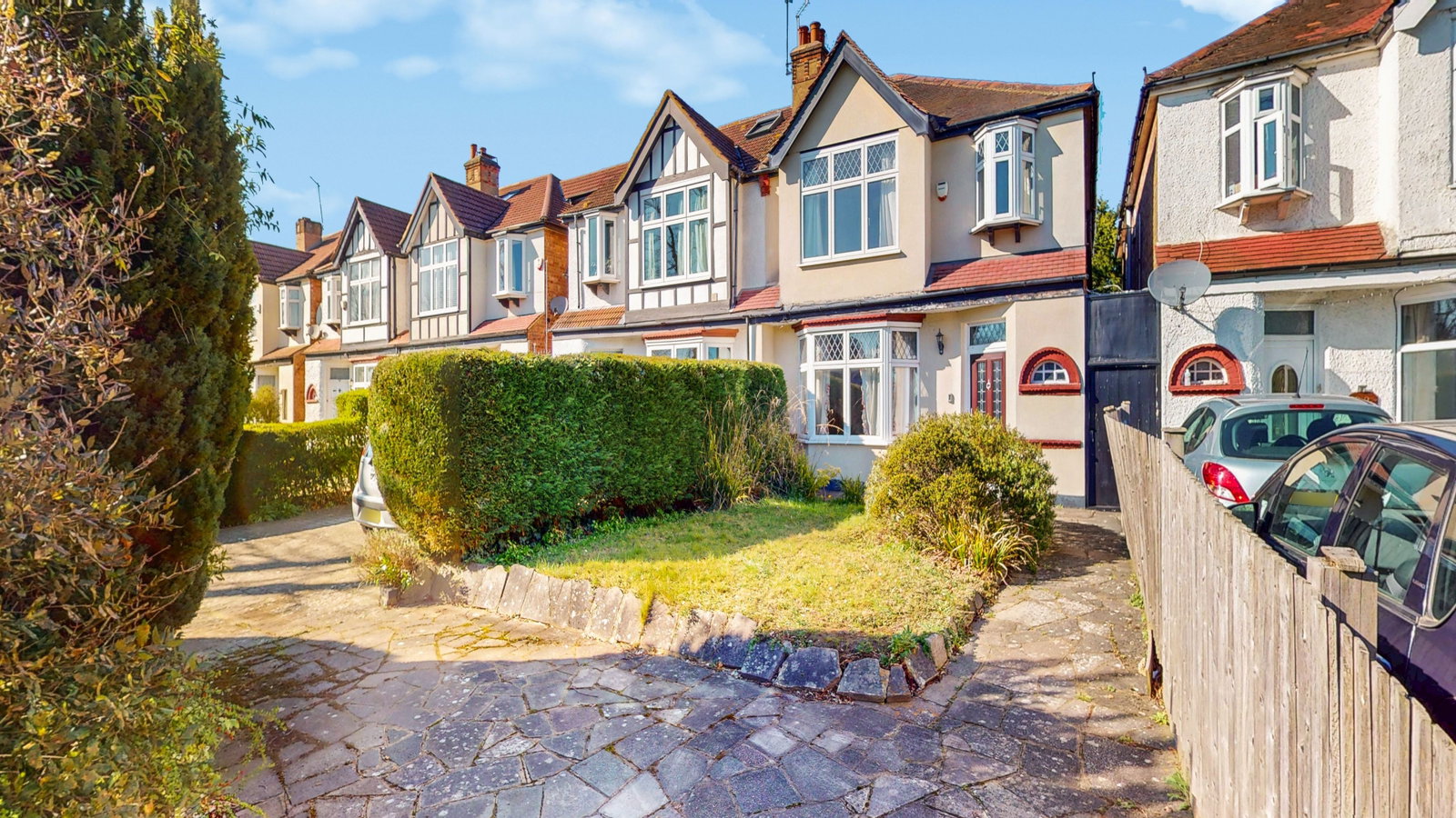 Semi Detached House in Isleworth