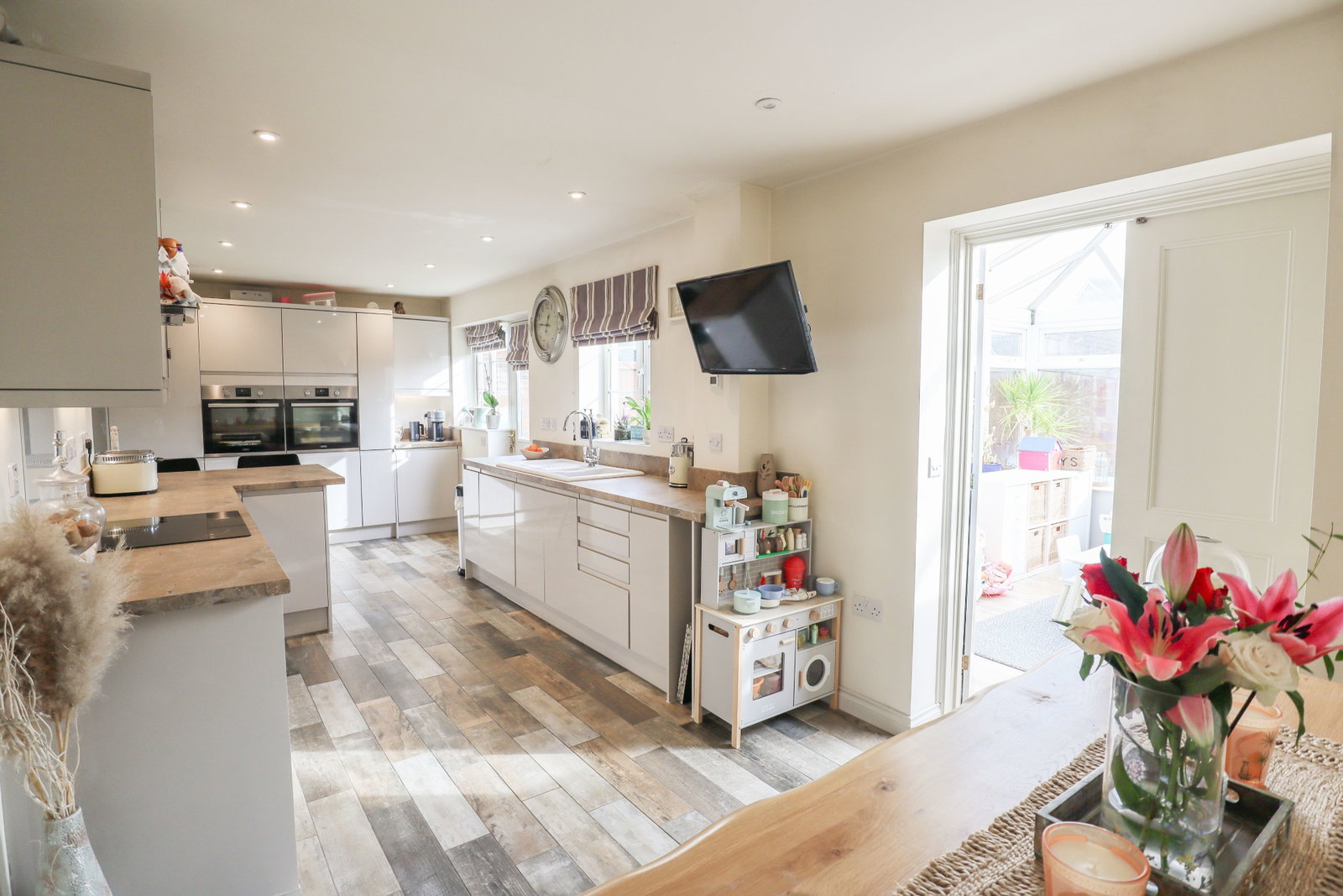 Detached House in Calne