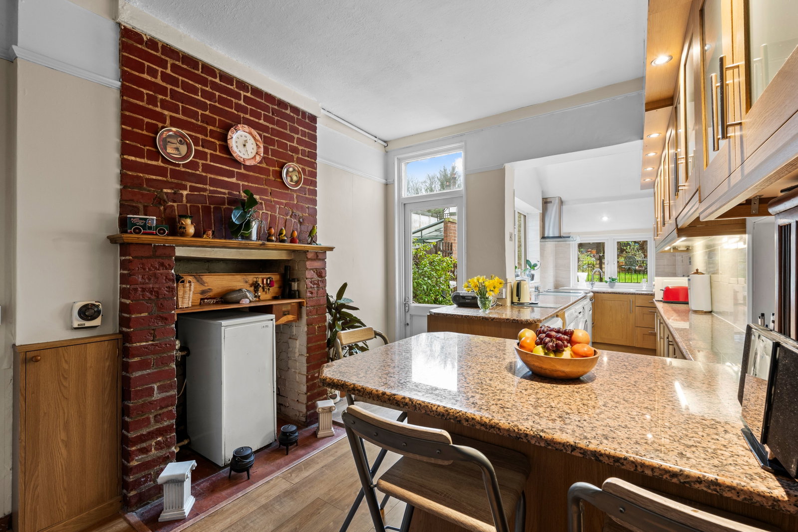 Semi Detached House in Purley