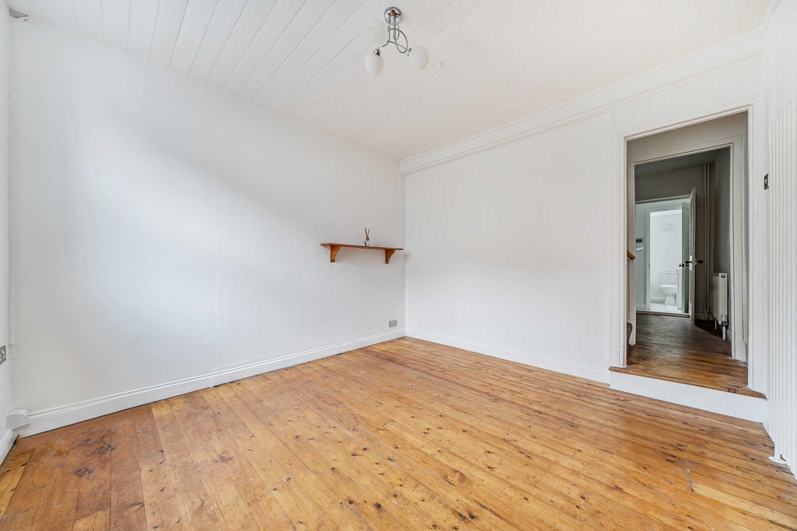 Terraced House for sale in Ramsgate, Hereson Road, Ramsgate, 667 m²